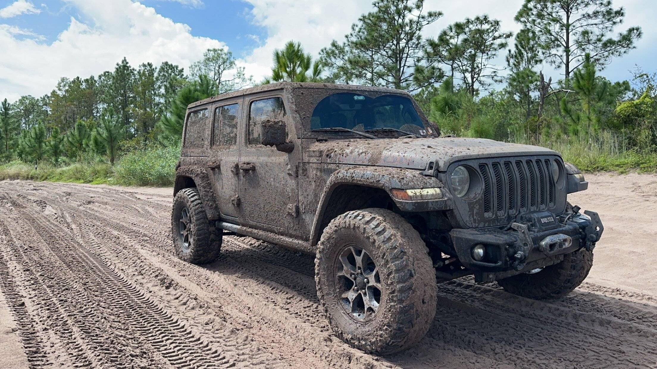 Jeep Wrangler JL MC vs JKS Springs IMG_7825