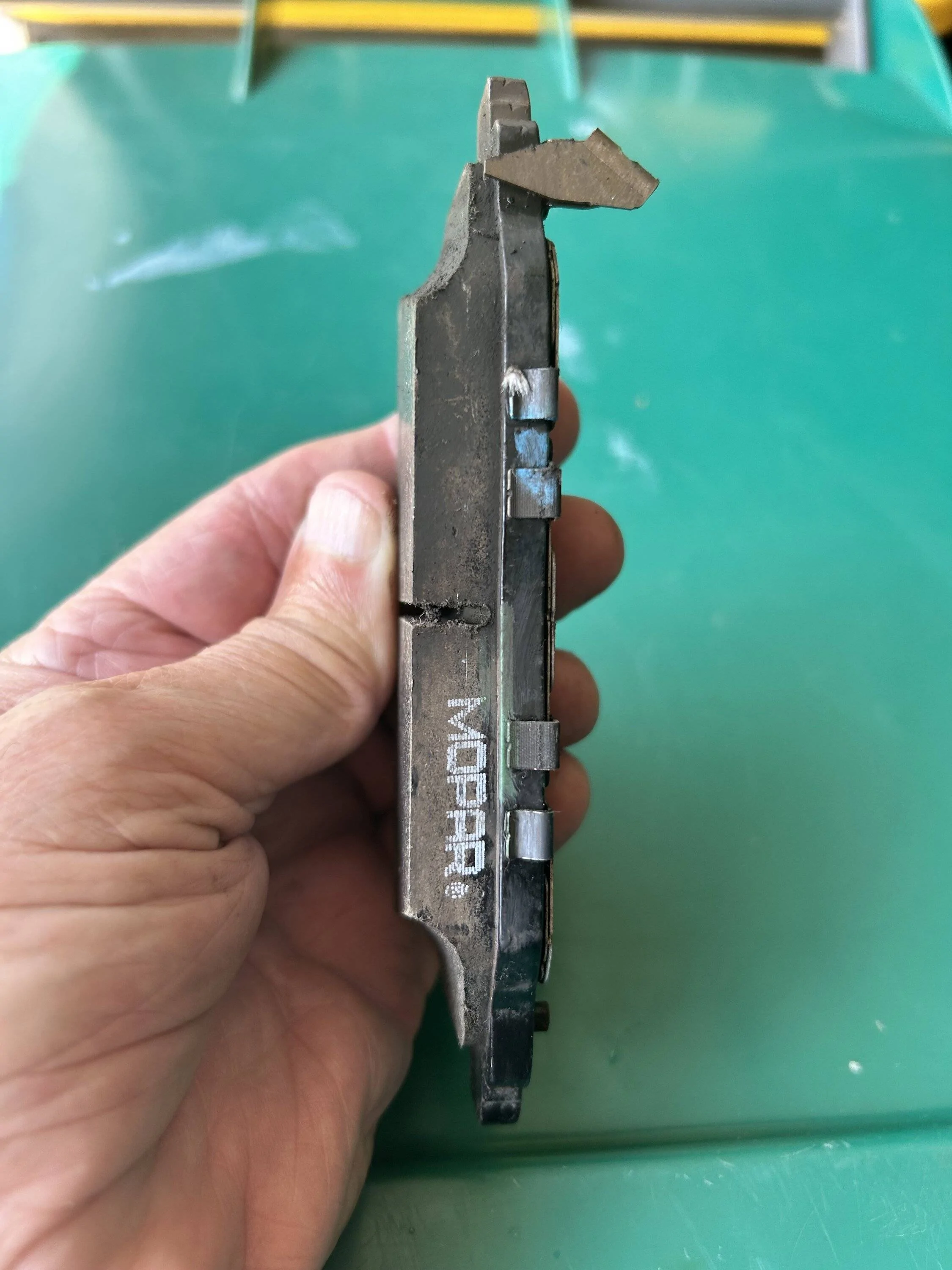 Jeep Wrangler JL New brake design? Cannot replace just pads? IMG_2455