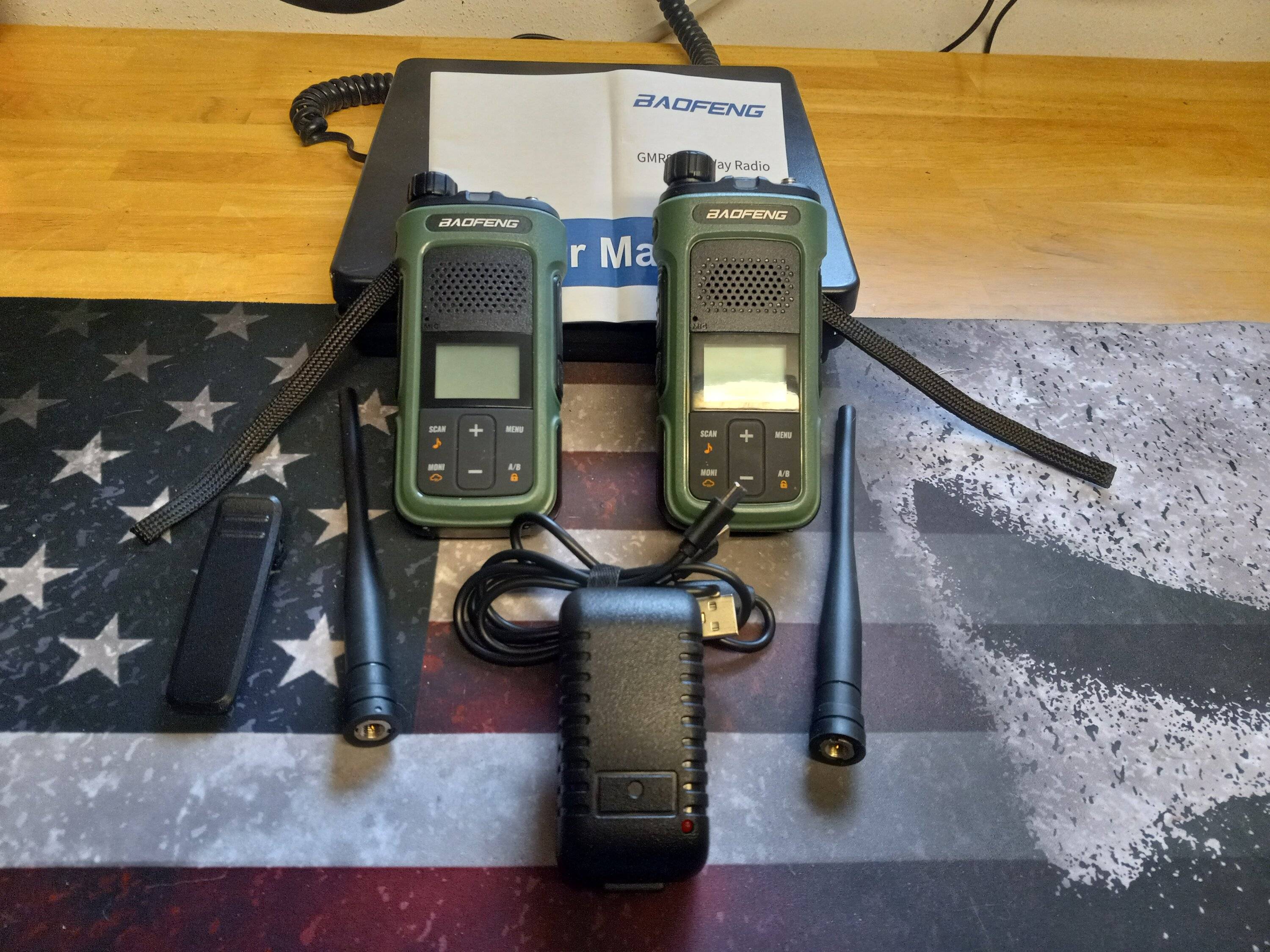 Jeep Wrangler JL GMRS Handheld Radios 20231008_114825