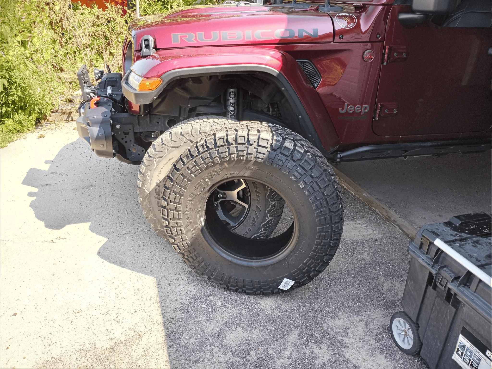 Jeep Wrangler JL Tires for 2.5 lift 1697132693517
