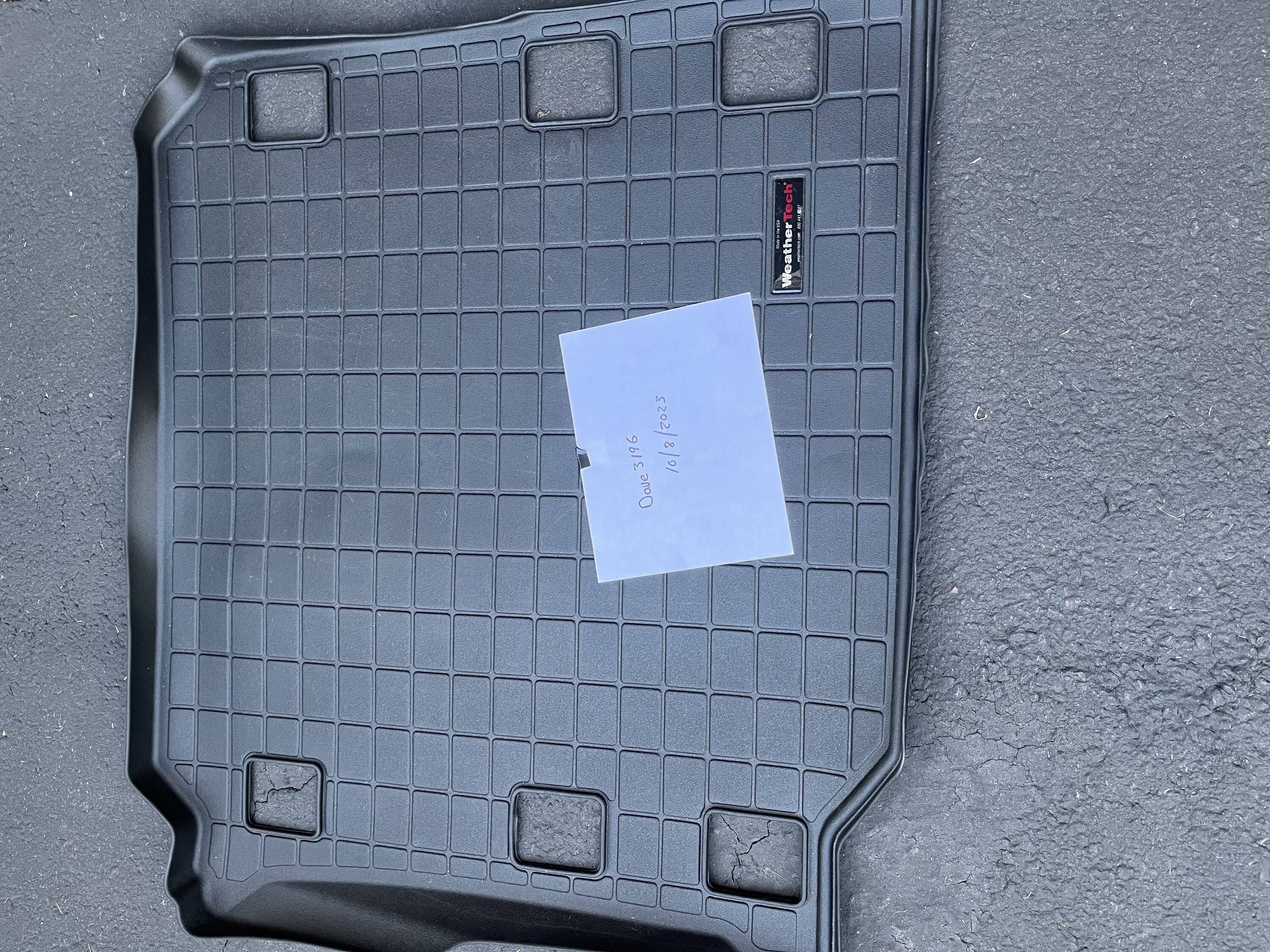 Jeep Wrangler JL Weathertech JLU Cargo Liner EF358D7B-EDE3-4D16-8239-12E2B13A0B6C