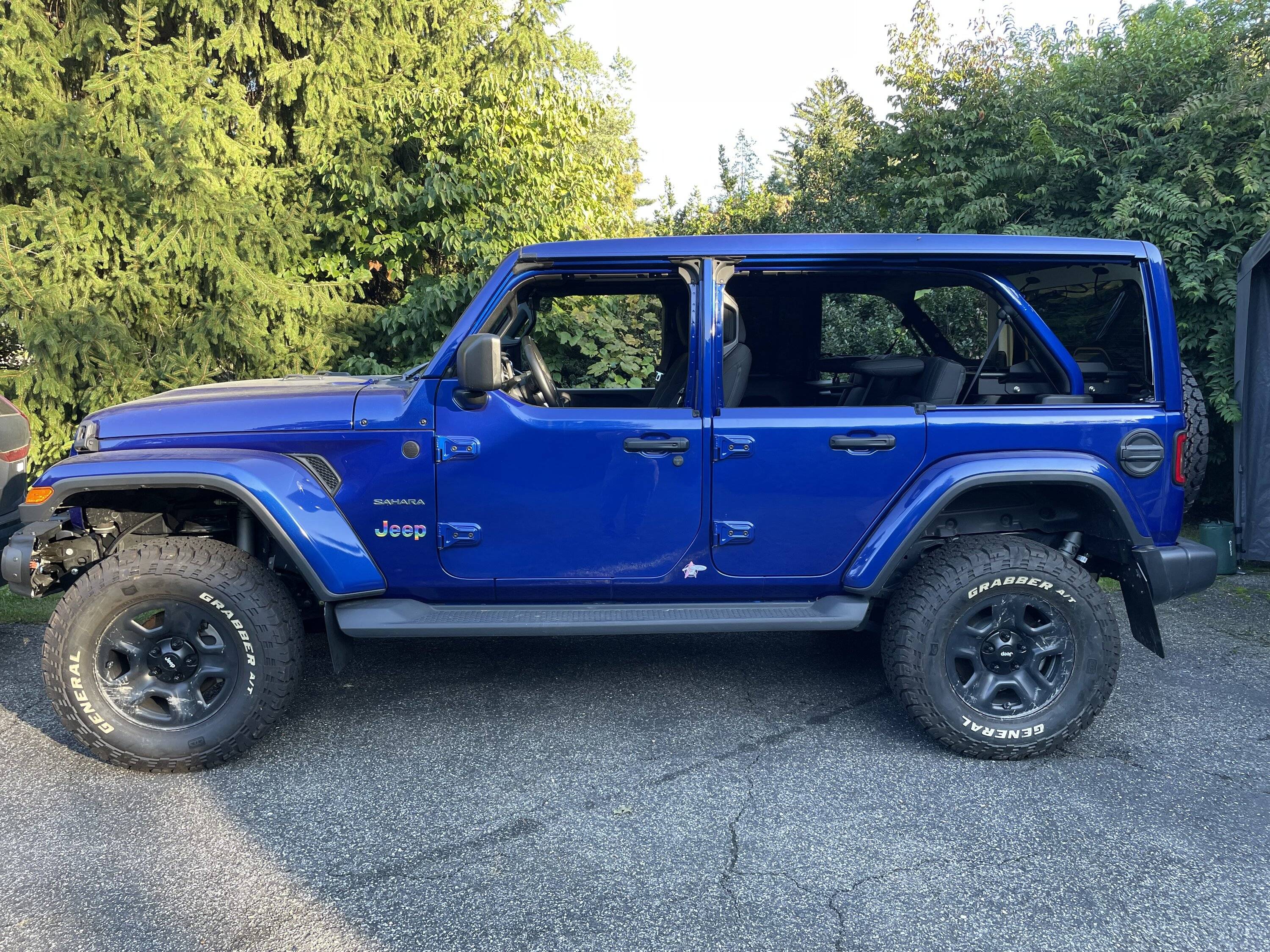 Jeep Wrangler JL 2024 Sahara question. IMG_4612