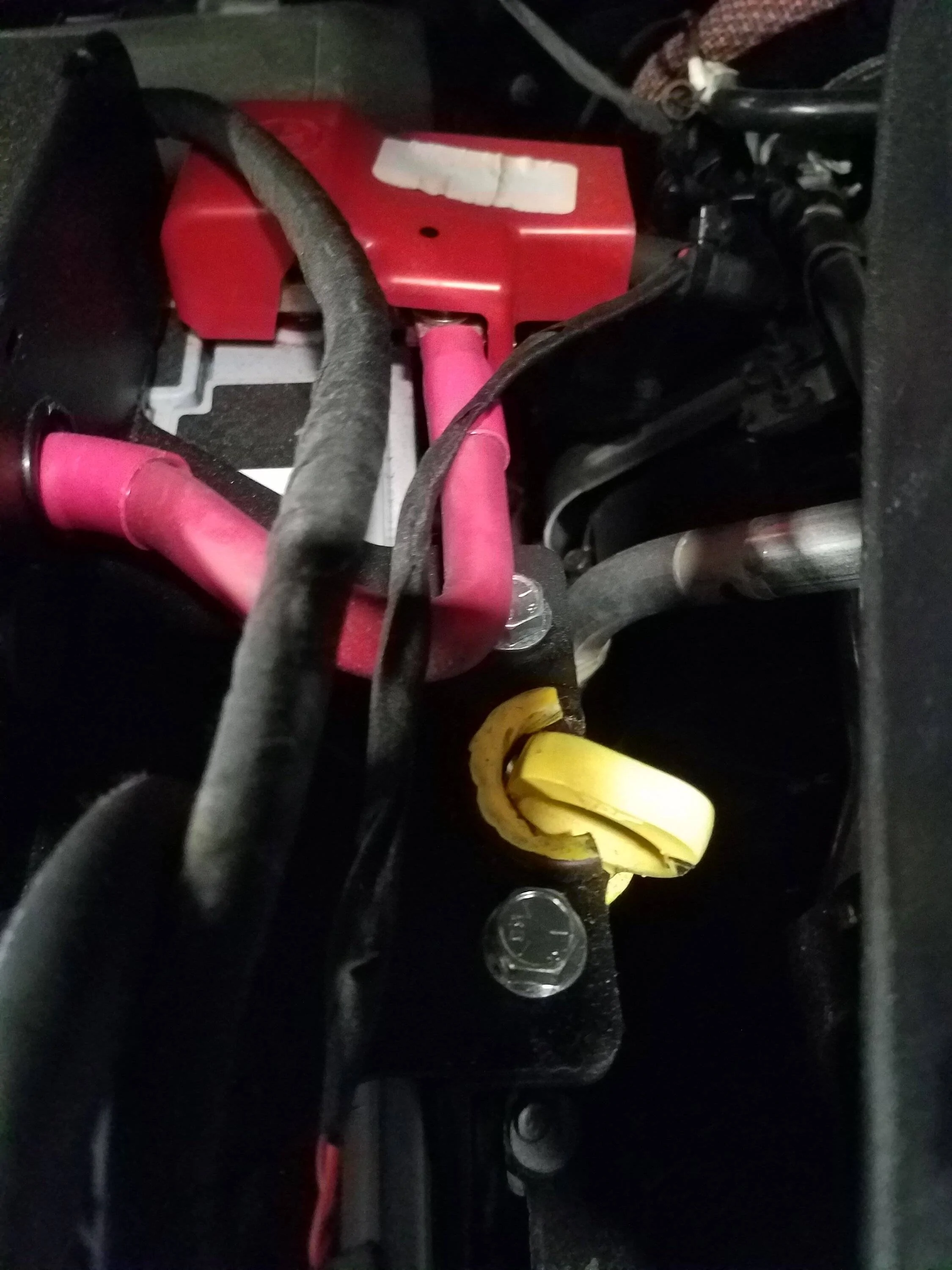 Jeep Wrangler JL Aux Battery Lesson Learned oil dip 2