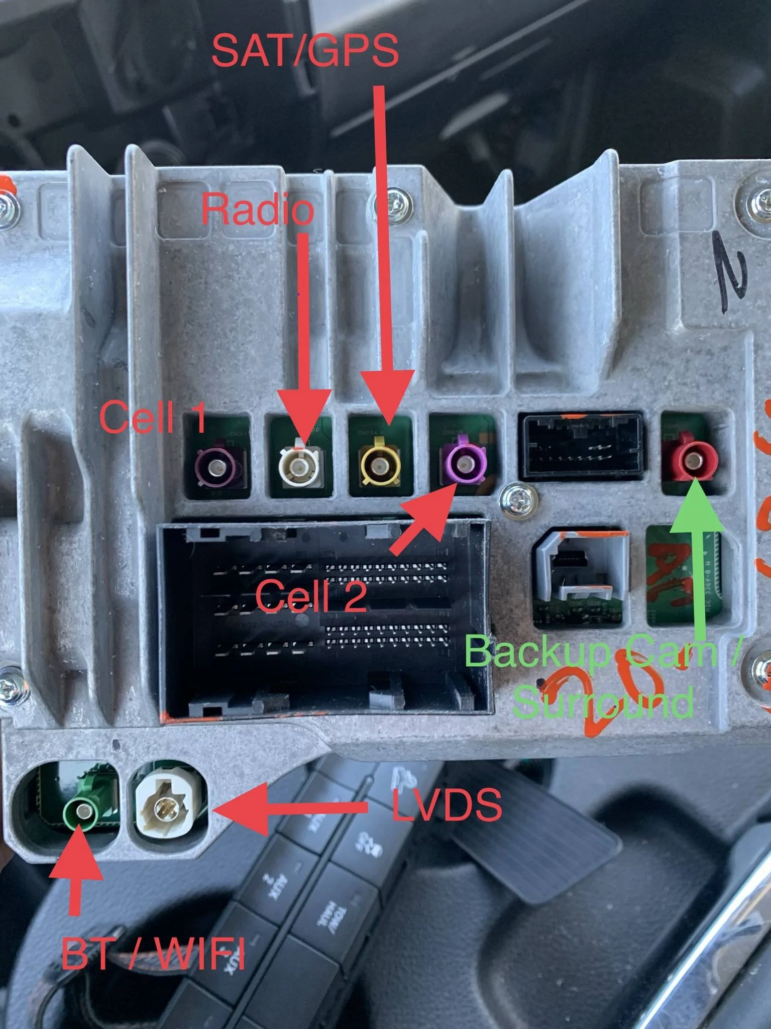 Jeep Wrangler JL 7" to 8.4" UConnect Inquiry Uconnect connectors