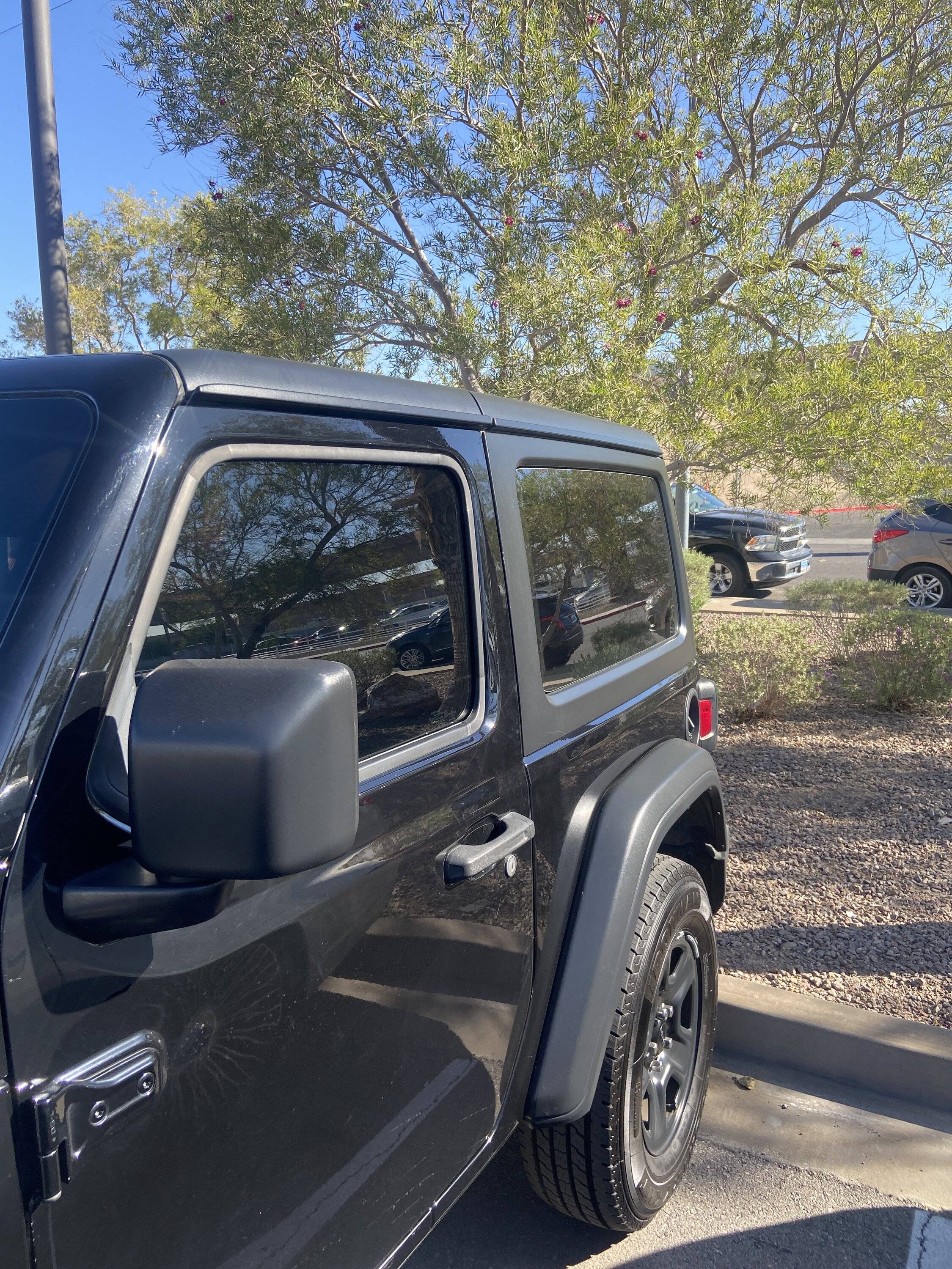 Jeep Wrangler JL Selling 2 door hardtop IMG_2605