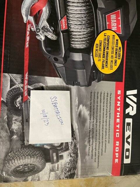 Jeep Wrangler JL Warn VR EVO 10S Winch - NIB warn1