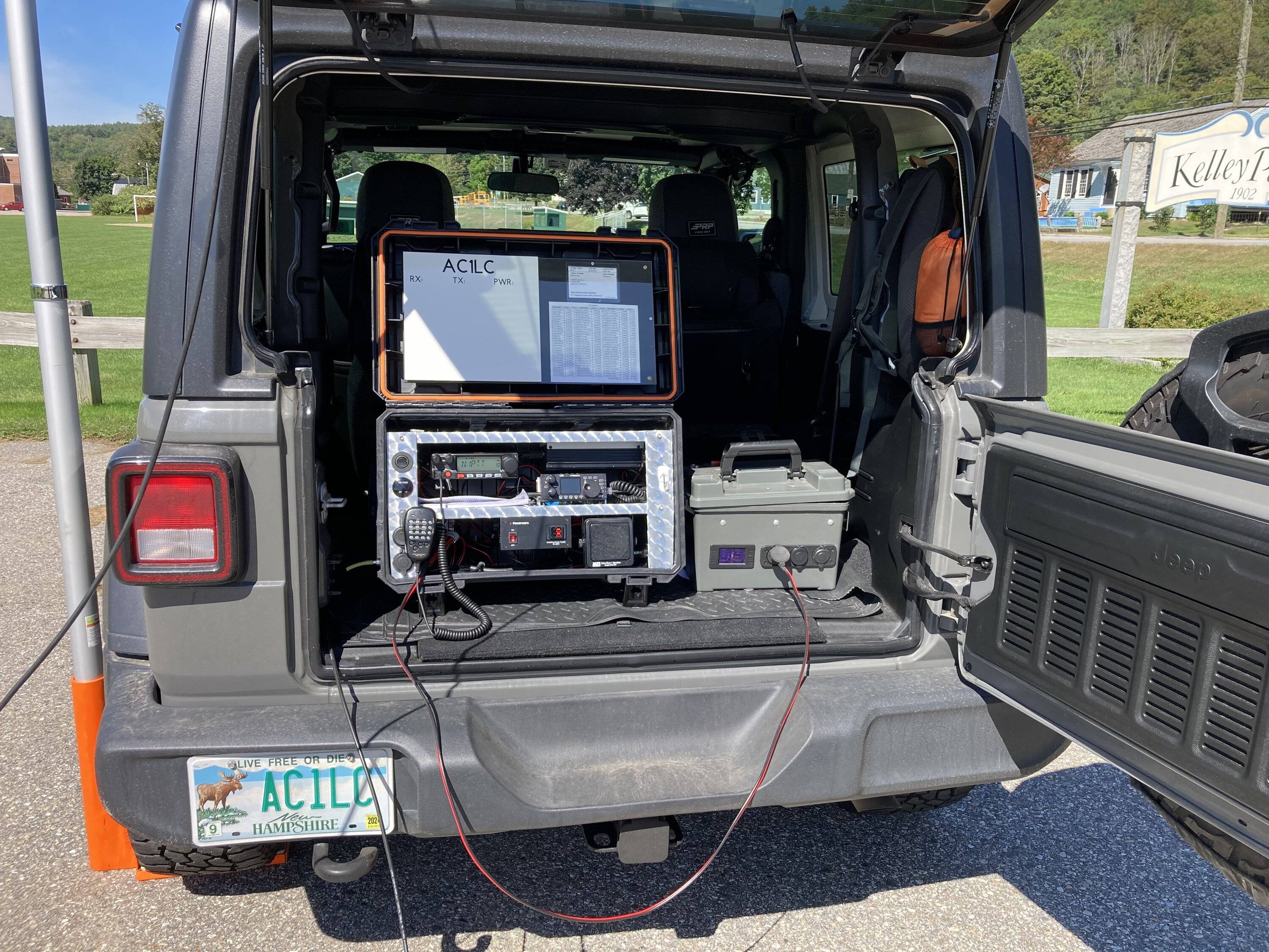 Jeep Wrangler JL Ham radio antenna relocation IMG_3472