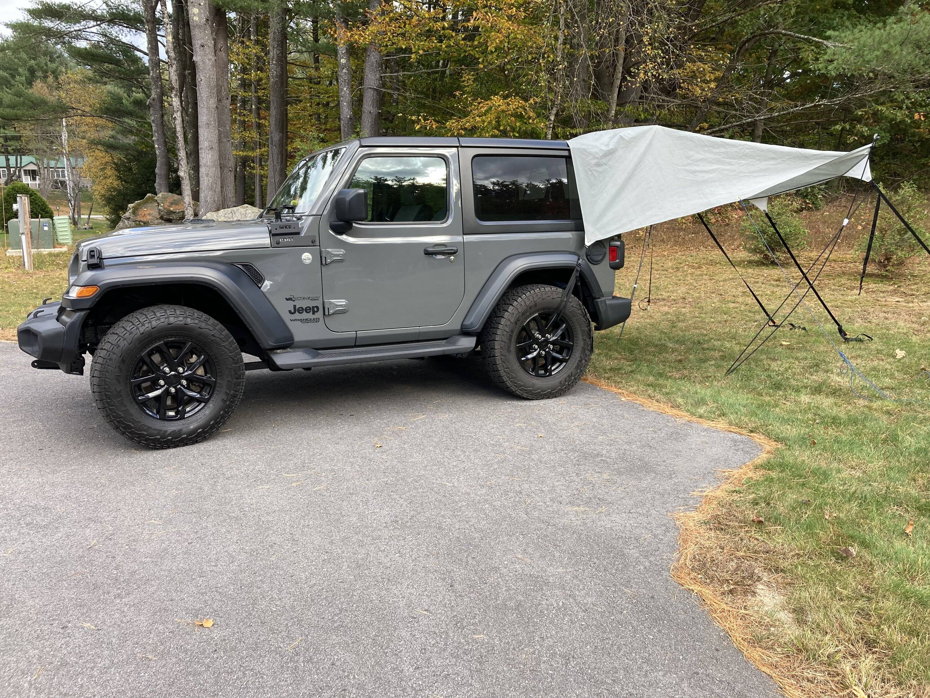 Jeep Wrangler JL Ham radio antenna relocation IMG_3579