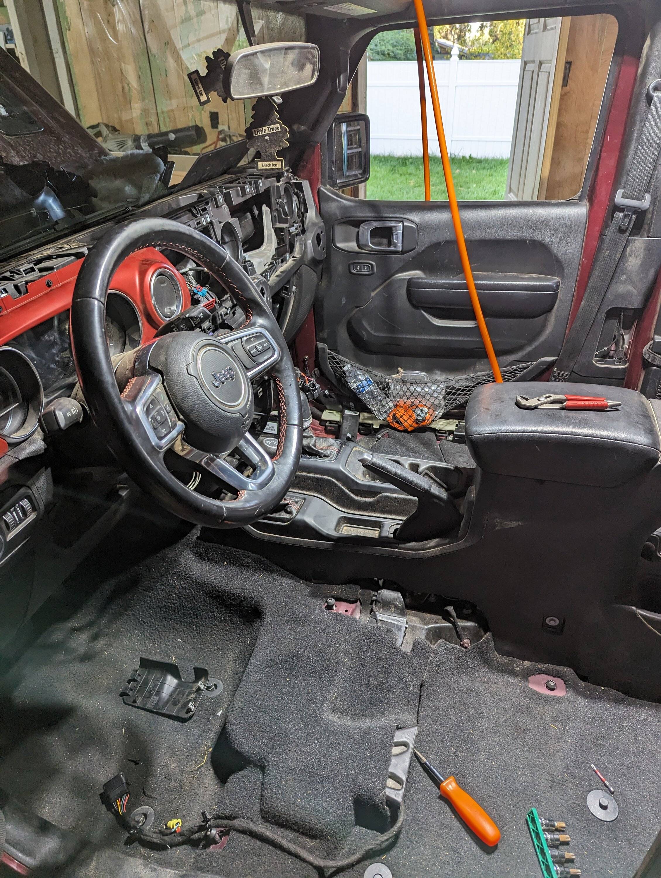 Jeep Wrangler JL Flooded my 2021 Rubicon in 5' of water. Here's the drying / fix process... PXL_20231019_001755923