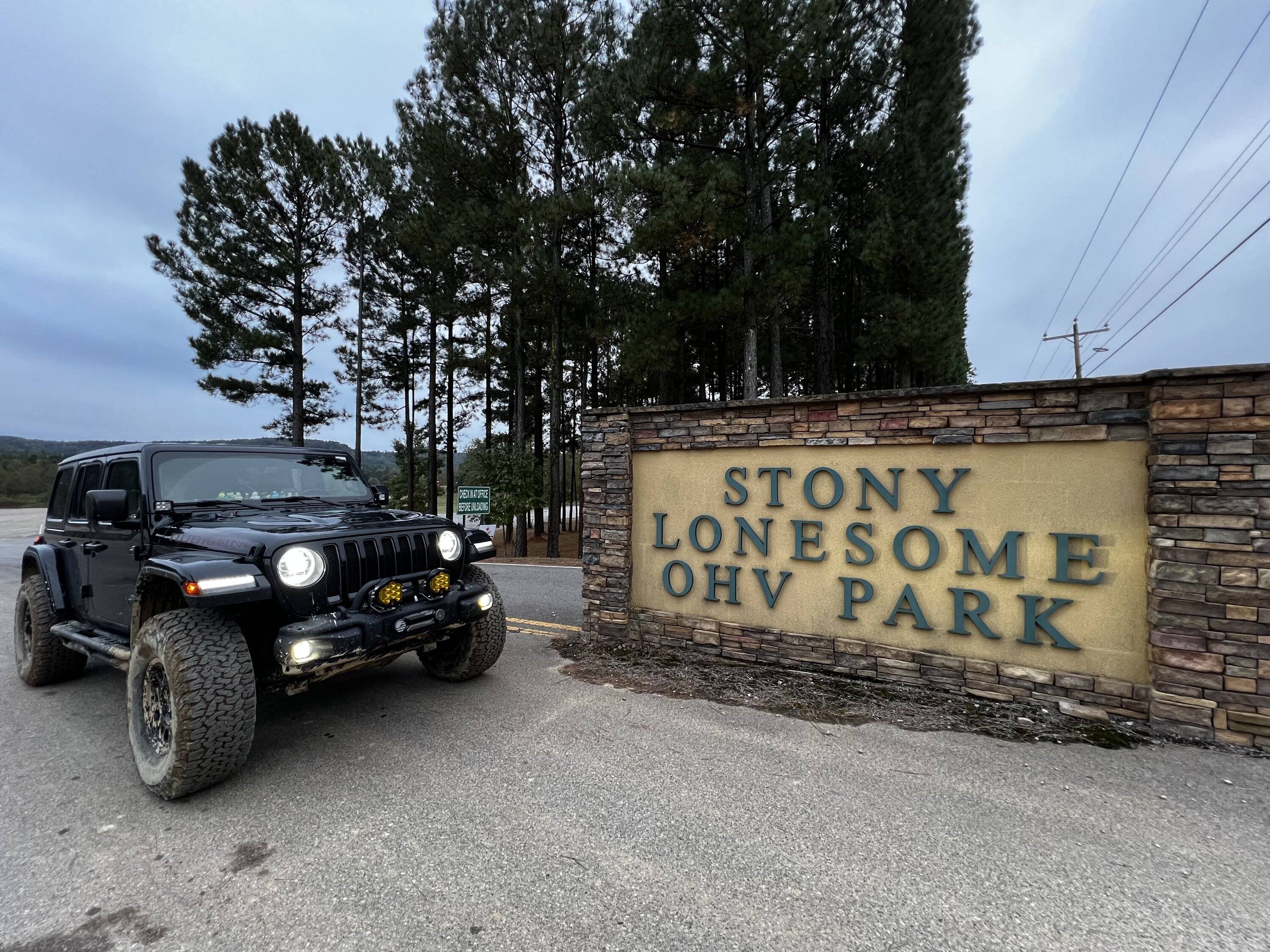 Jeep Wrangler JL Adventure to the TrailRecon Summit - 2023 tempImages5Qmml