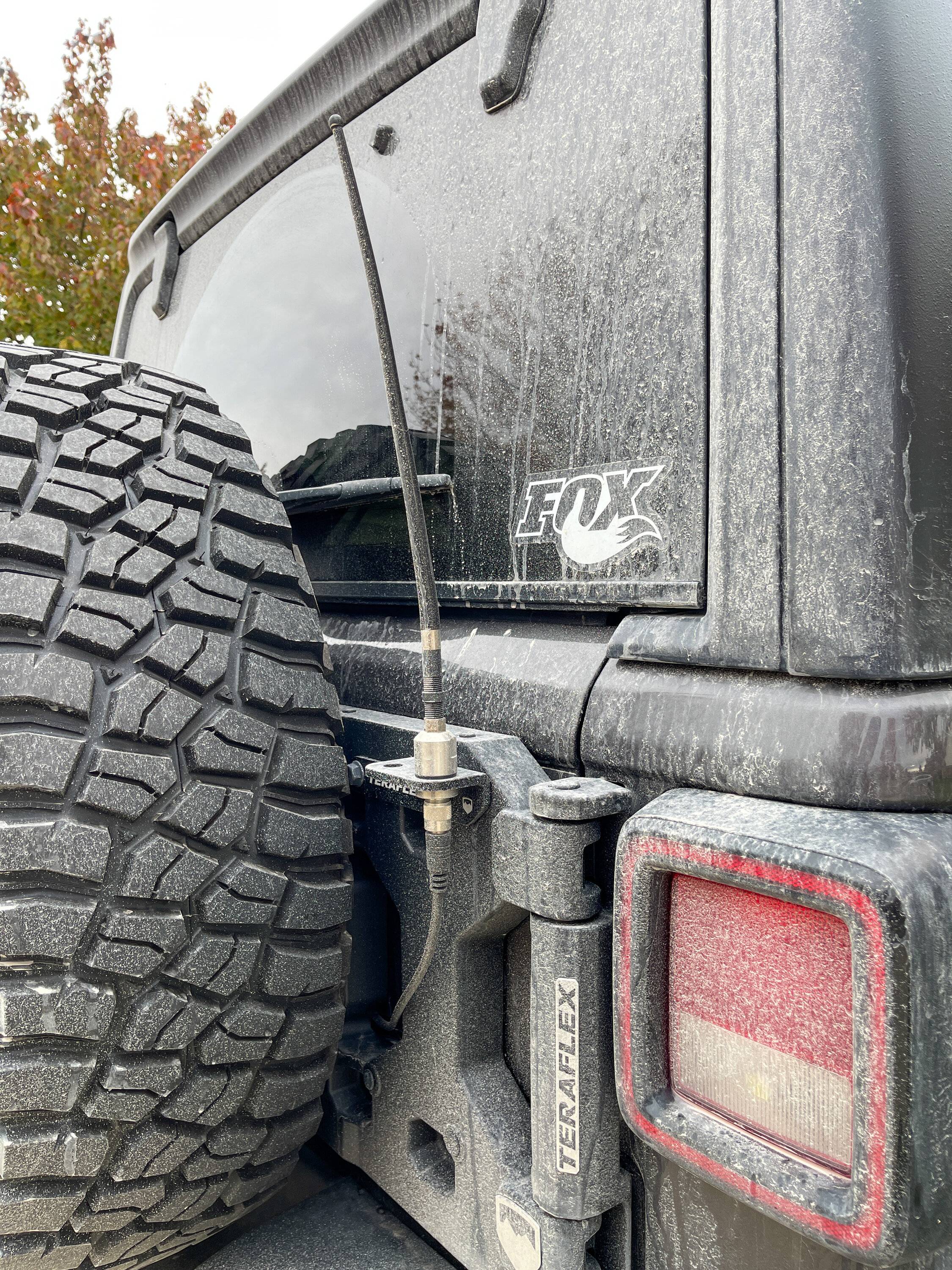 Jeep Wrangler JL Mounting location for GMRS antenna EA939AA6-155B-44D4-A4C0-0340A60173C1
