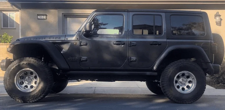 Jeep Wrangler JL 35's vs 33's 1669132432305-png-png-png