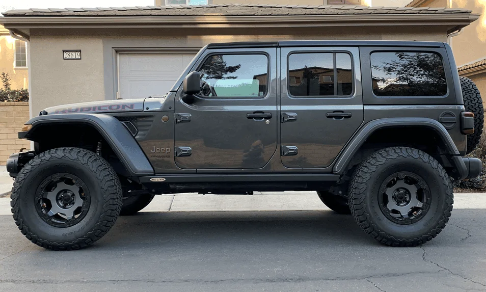 Jeep Wrangler JL 35's vs 33's 1669132459347-png-png-png