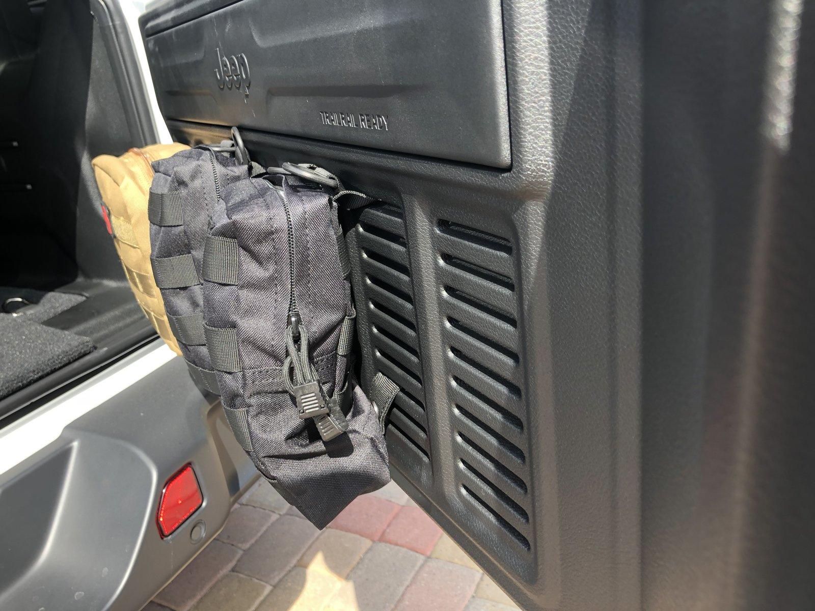 Jeep Wrangler JL MOLLE bag tailgate setup D22AFD27-83A4-4383-B669-375EB9143419