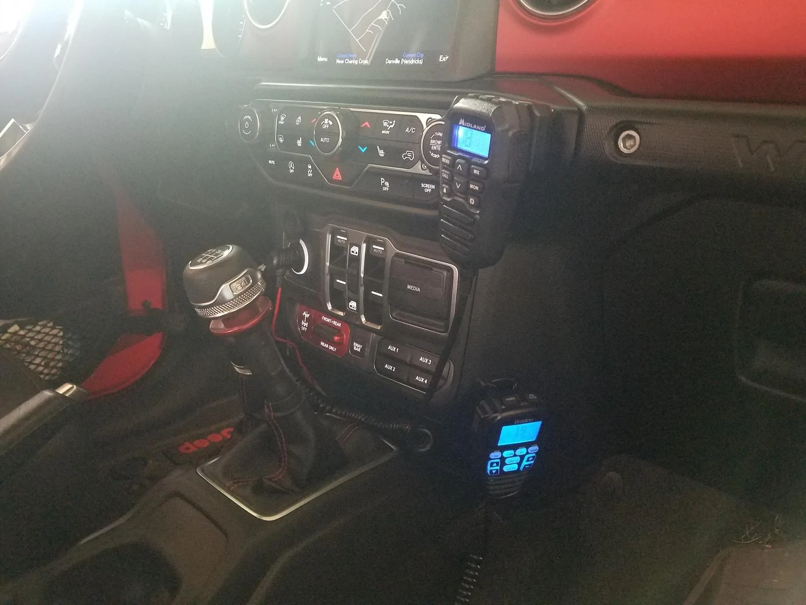 Jeep Wrangler JL GMRS antenna mounting MTZfv1o