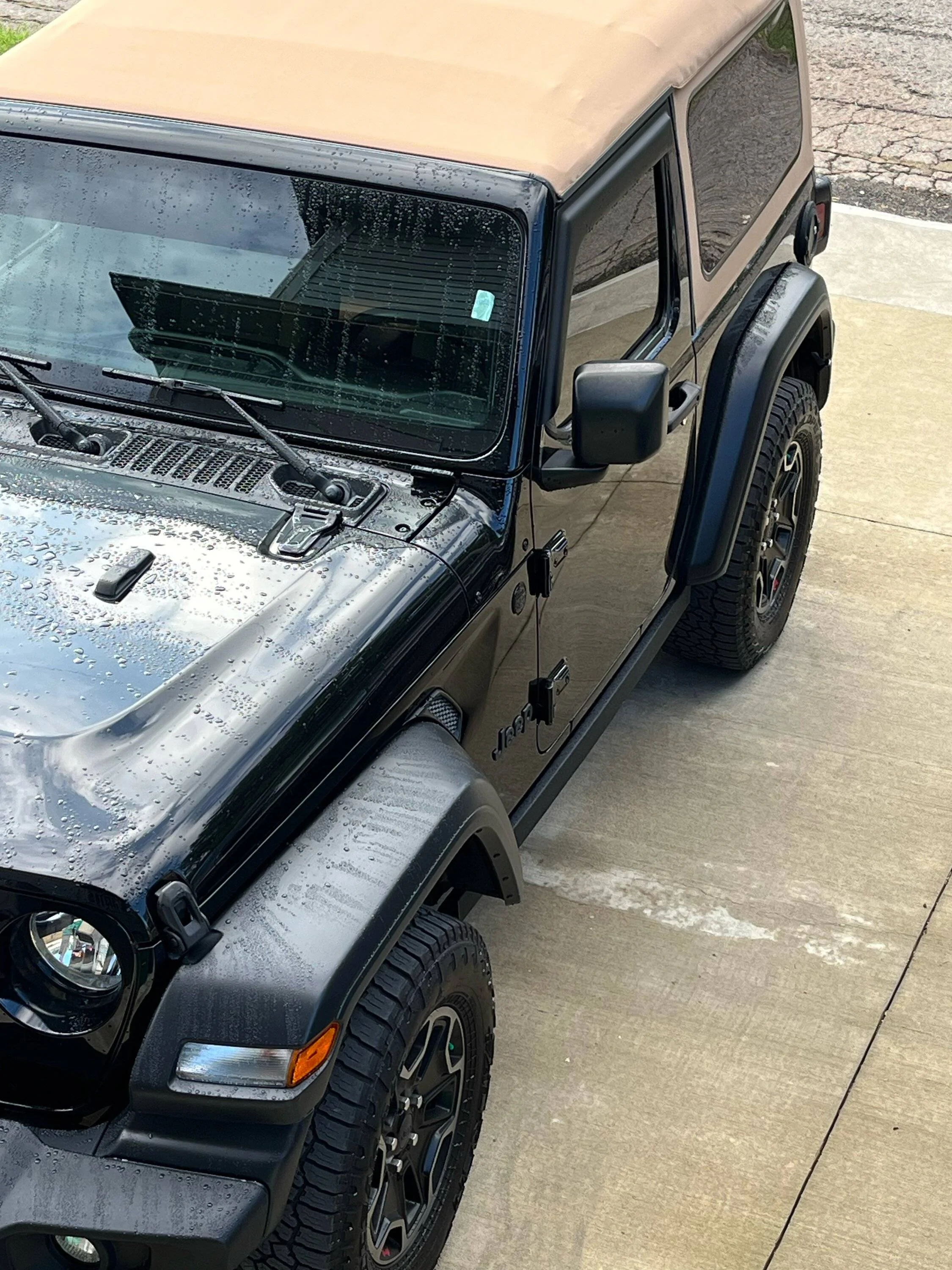 Jeep Wrangler JL Tan Soft Tops 71829699380__B1901EBC-9B90-4B8F-8DC2-4C911C37A7E9_Original