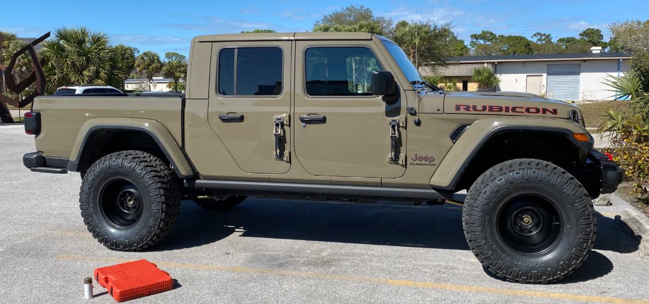 Jeep Wrangler JL Anvil 2024 vs 2015? IMG_3975