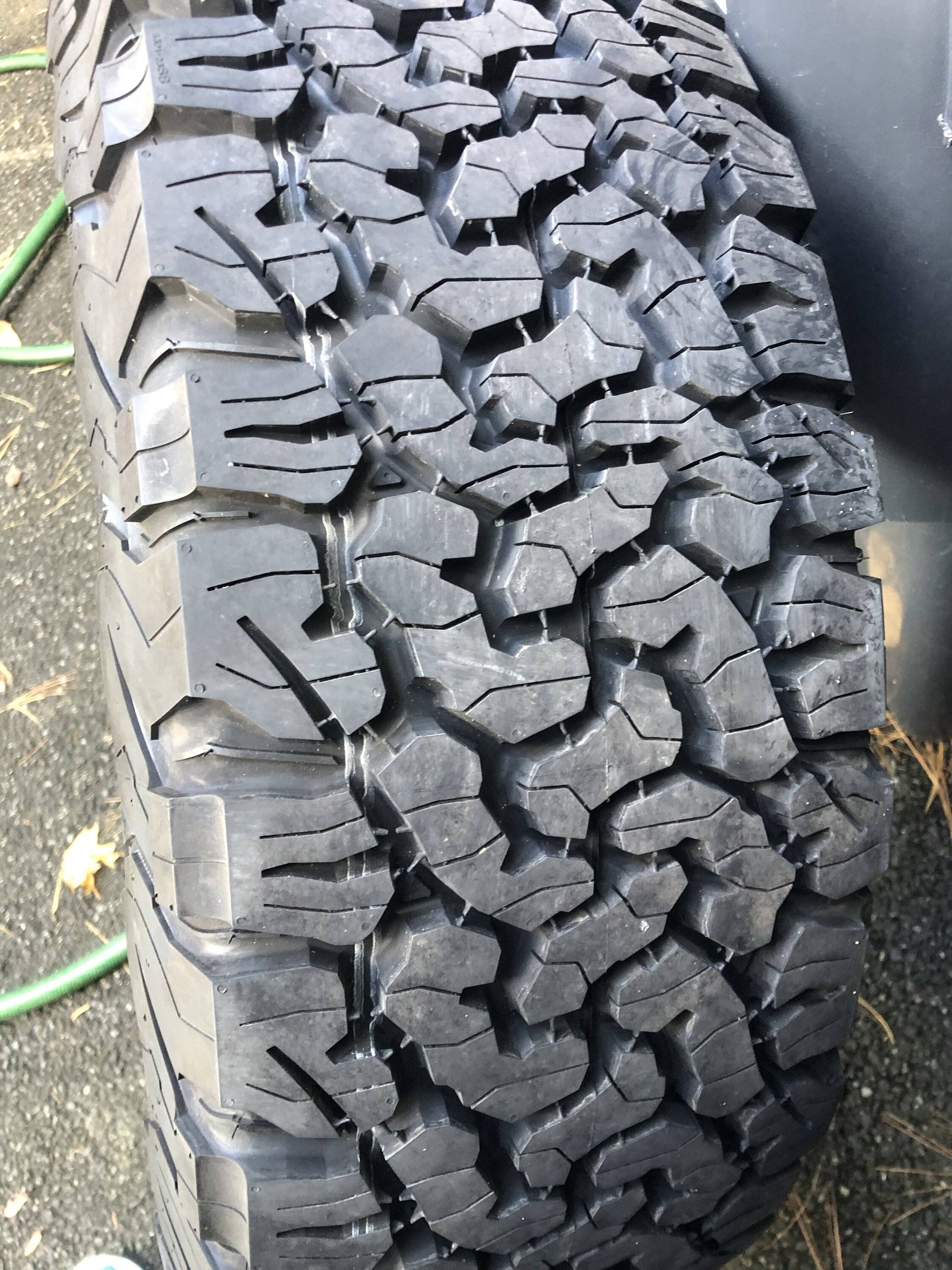 Jeep Wrangler JL Single 33” BFG KO2 white IMG_4504