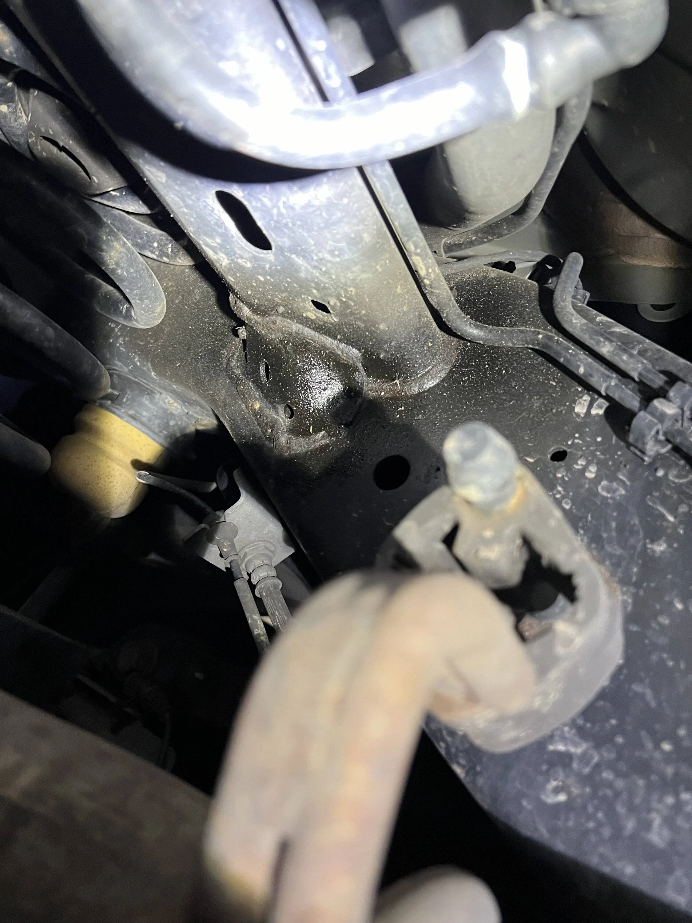 Jeep Wrangler JL Where is this leak coming from? IMG_2413
