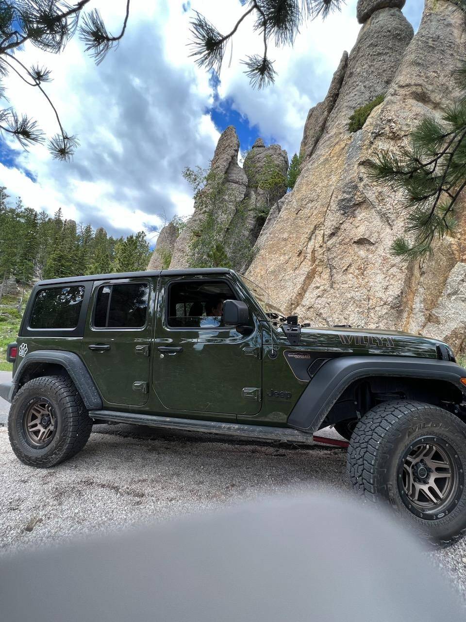Jeep Wrangler JL Willys sticker opinions.. help!! image