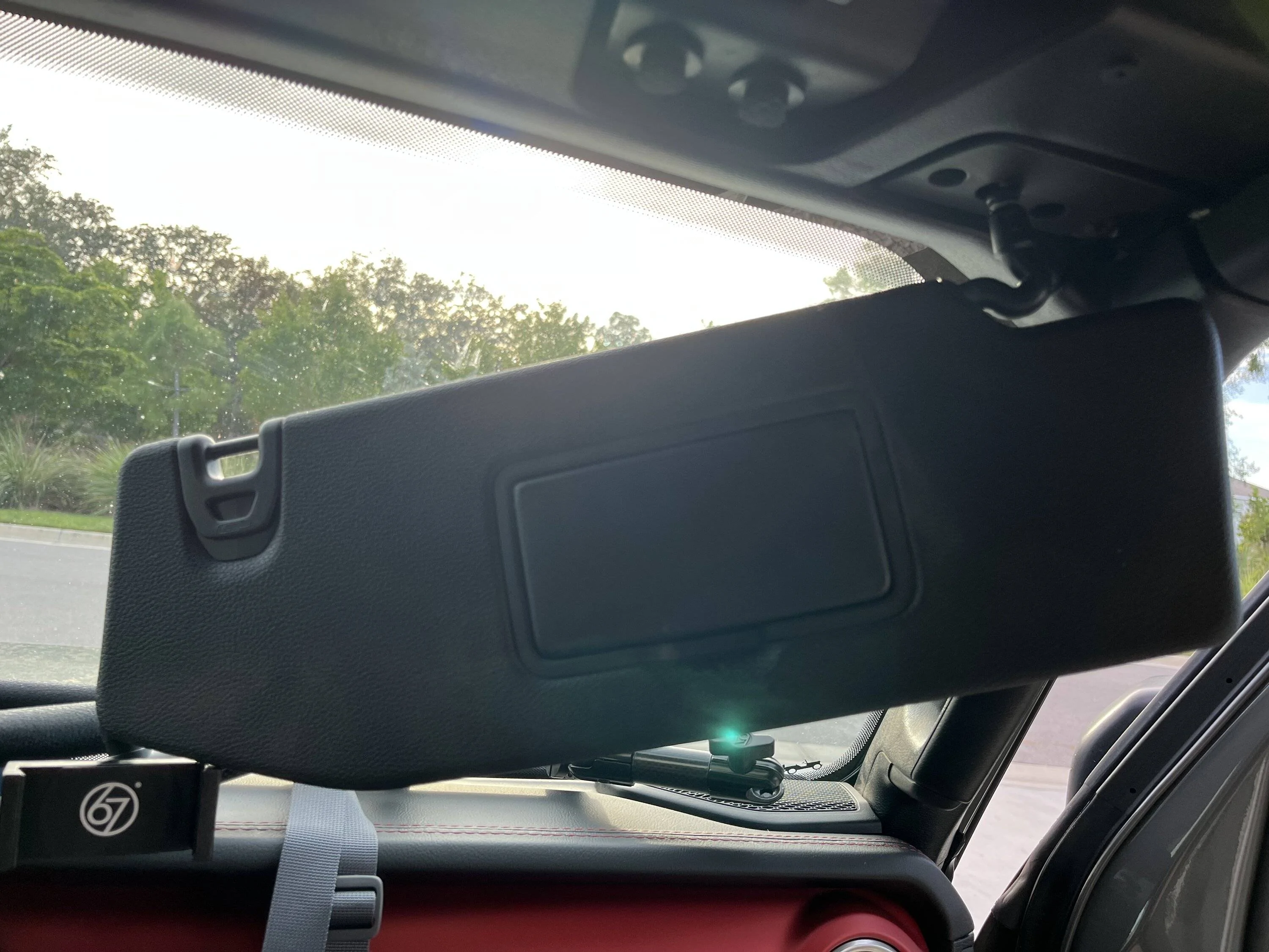 Jeep Wrangler JL Sun Visor Fix IMG_8812