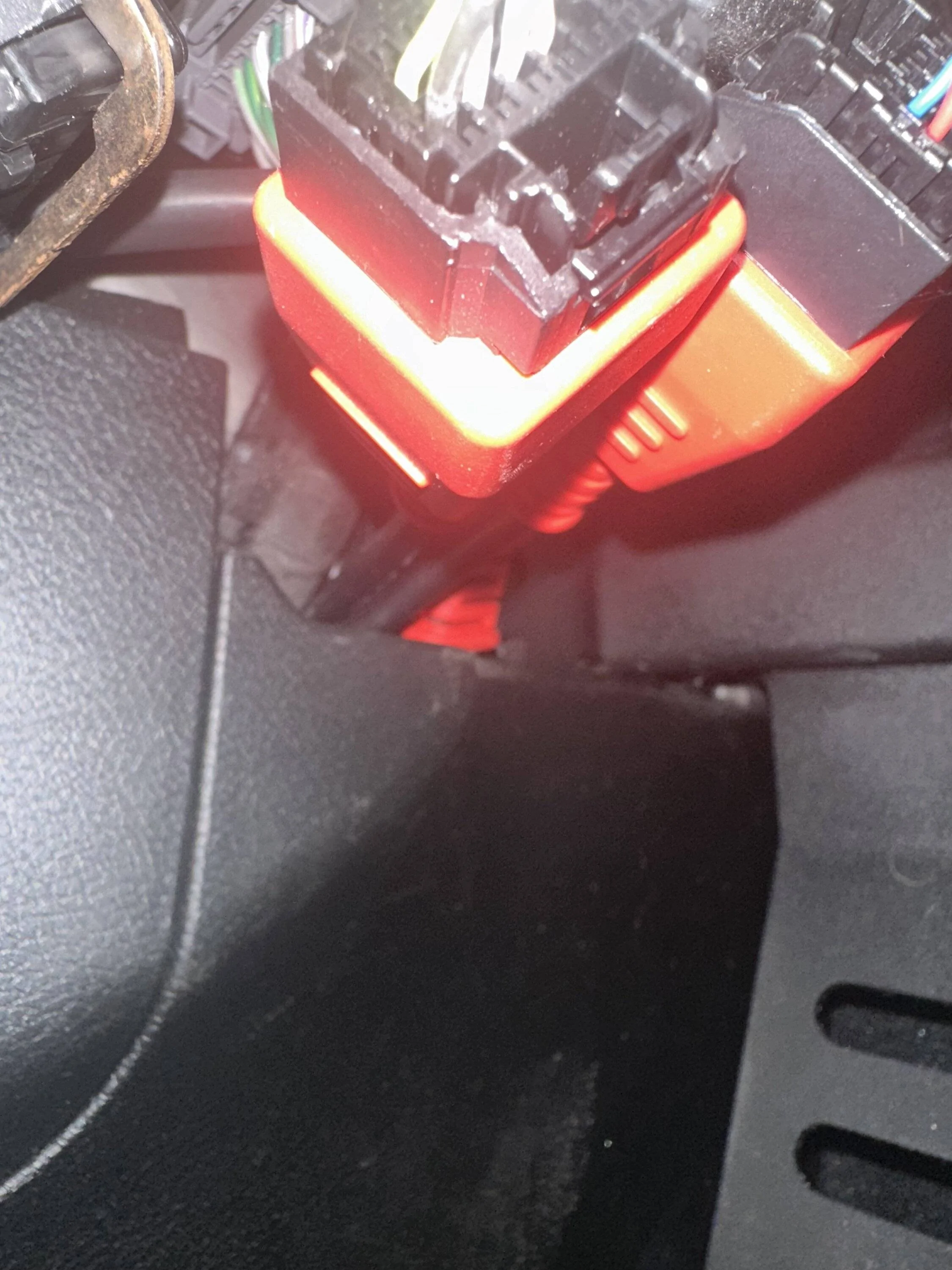 Jeep Wrangler JL OBDII connections IMG_4010