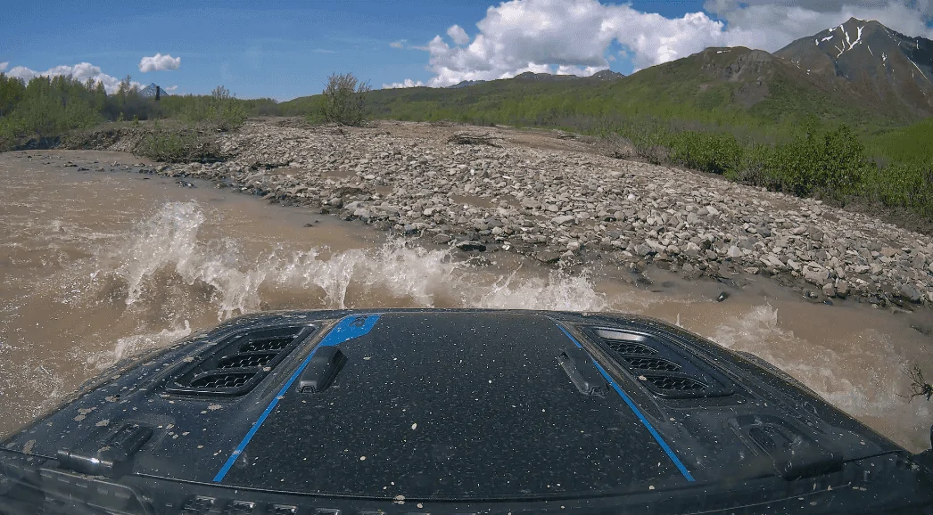 Jeep Wrangler JL Off-roading 4xe? Questions... 4xe boulder water crossing 1