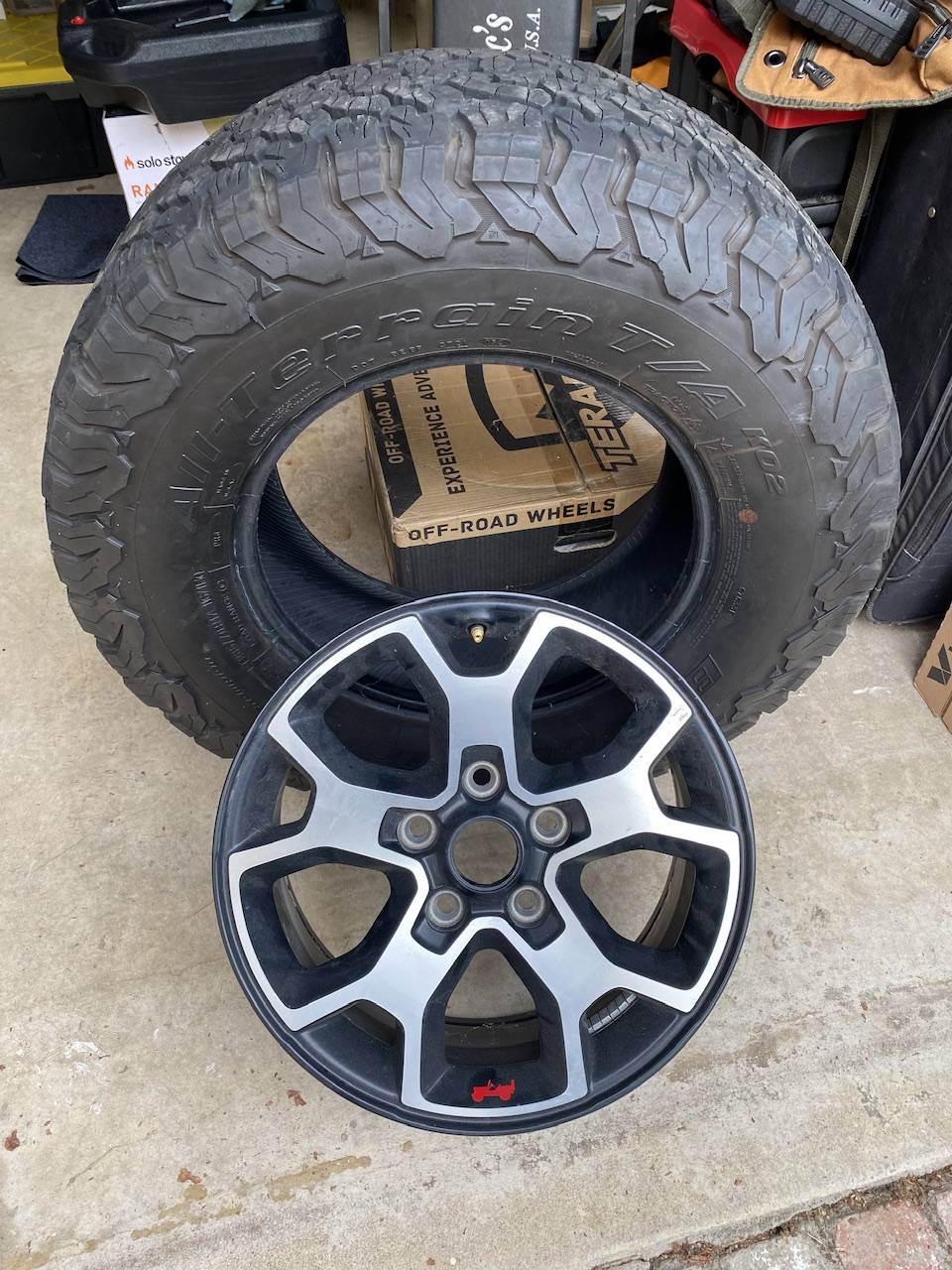 Jeep Wrangler JL Factory Rubicon Wheels/Tires IMG_4736