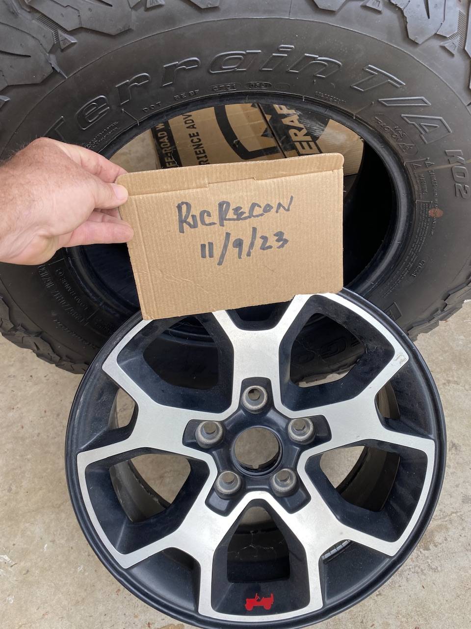 Jeep Wrangler JL Factory Rubicon Wheels/Tires IMG_4737