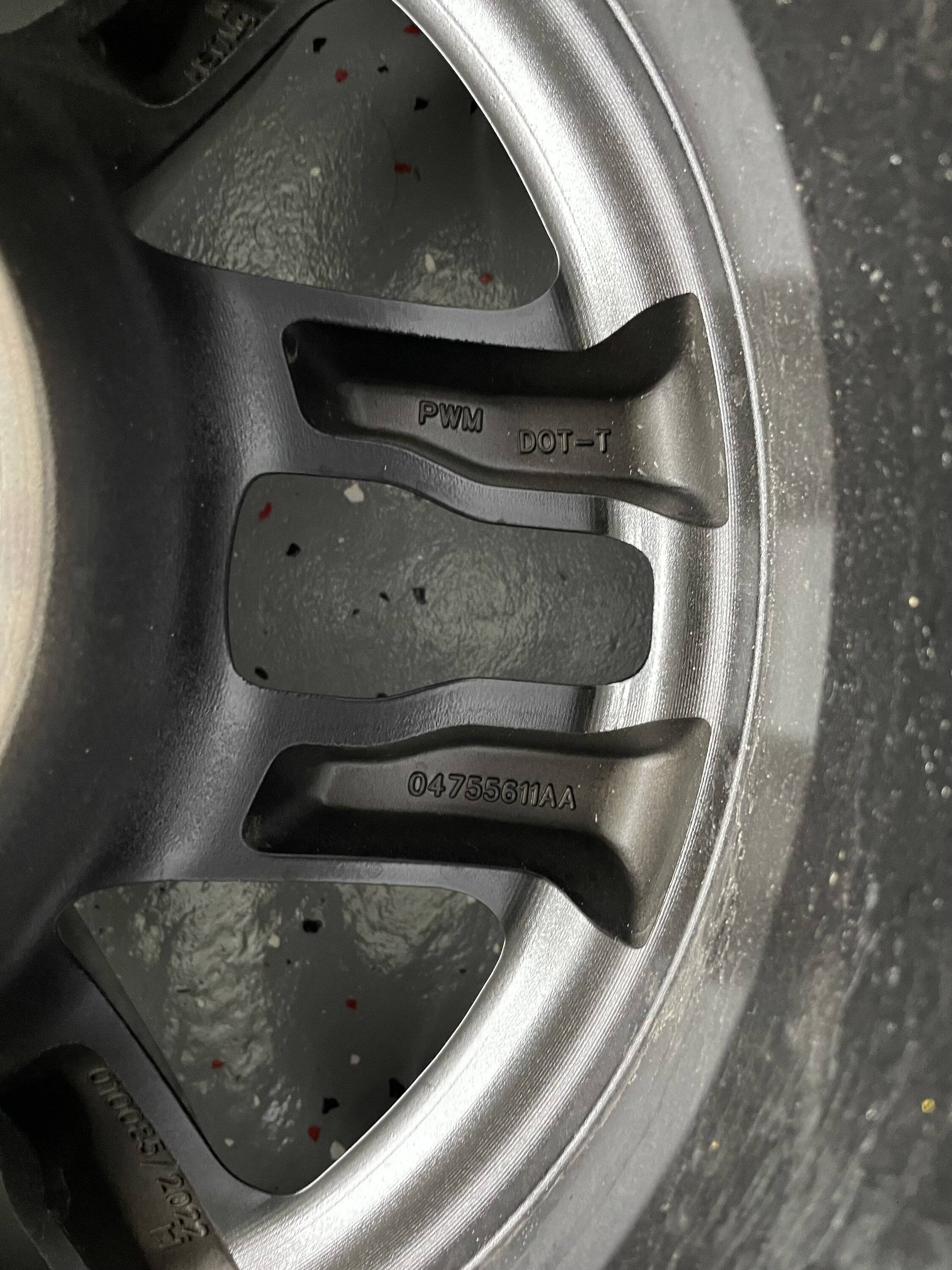 Jeep Wrangler JL 2024 XR wheels. Part number availability IMG_1567