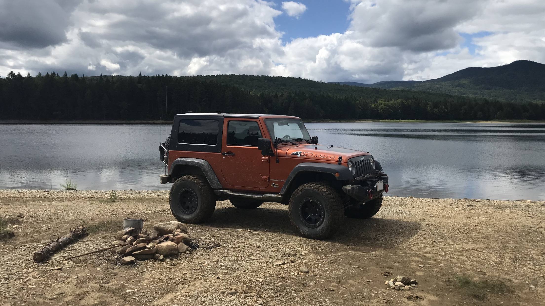 Jeep Wrangler JL 2 door vs 4 door debate solved 7417435B-6F6E-4617-9752-83019586B6A5