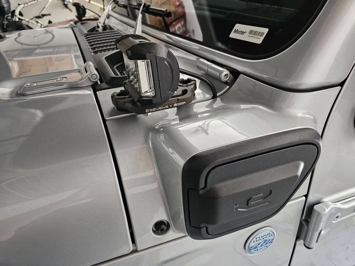 Jeep Wrangler JL A-pillar only lights? 2 - CTQaYg