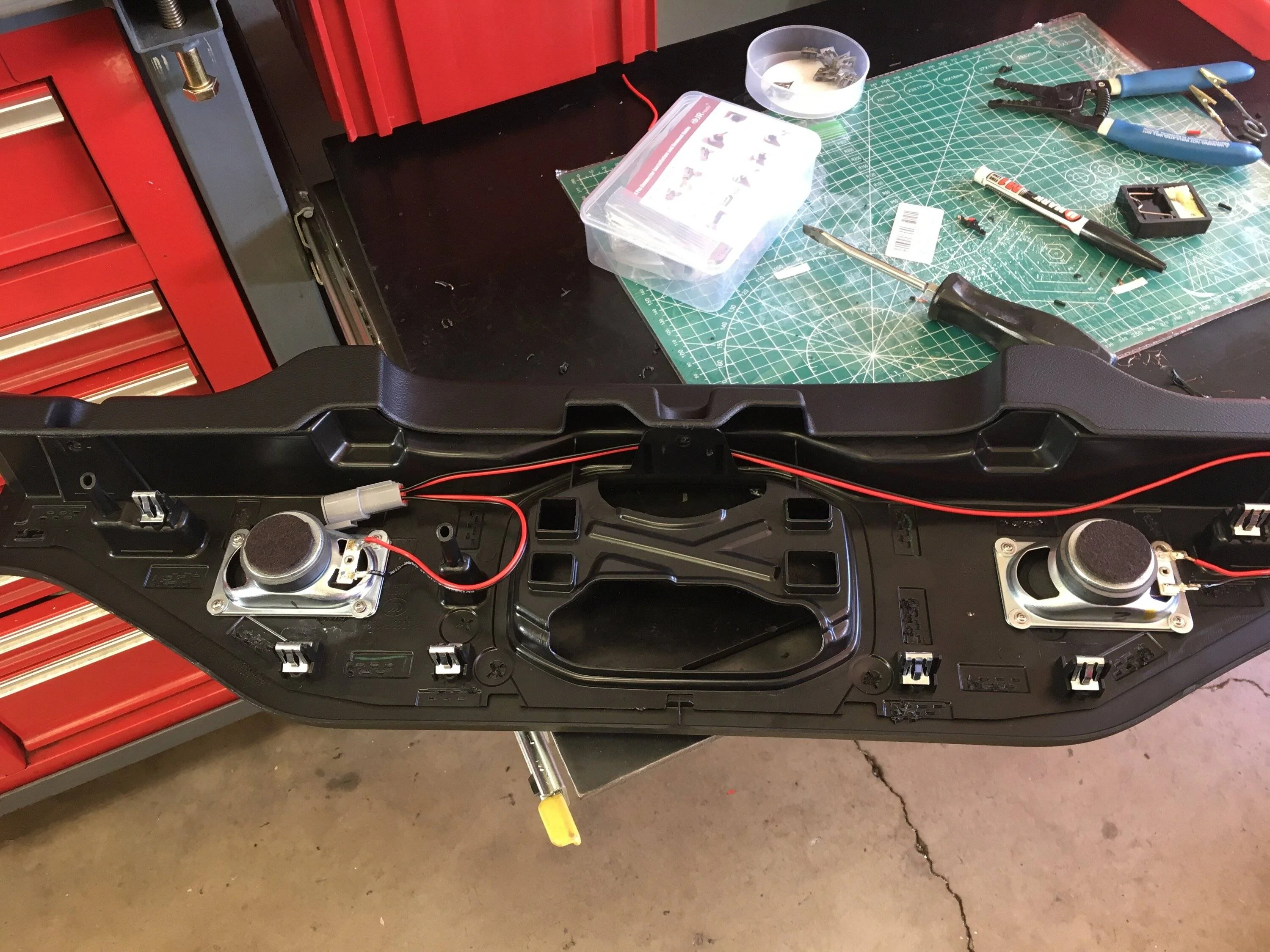 Jeep Wrangler JL My ICOM 2730a Radio Installed in 2023 JLU IMG_0683
