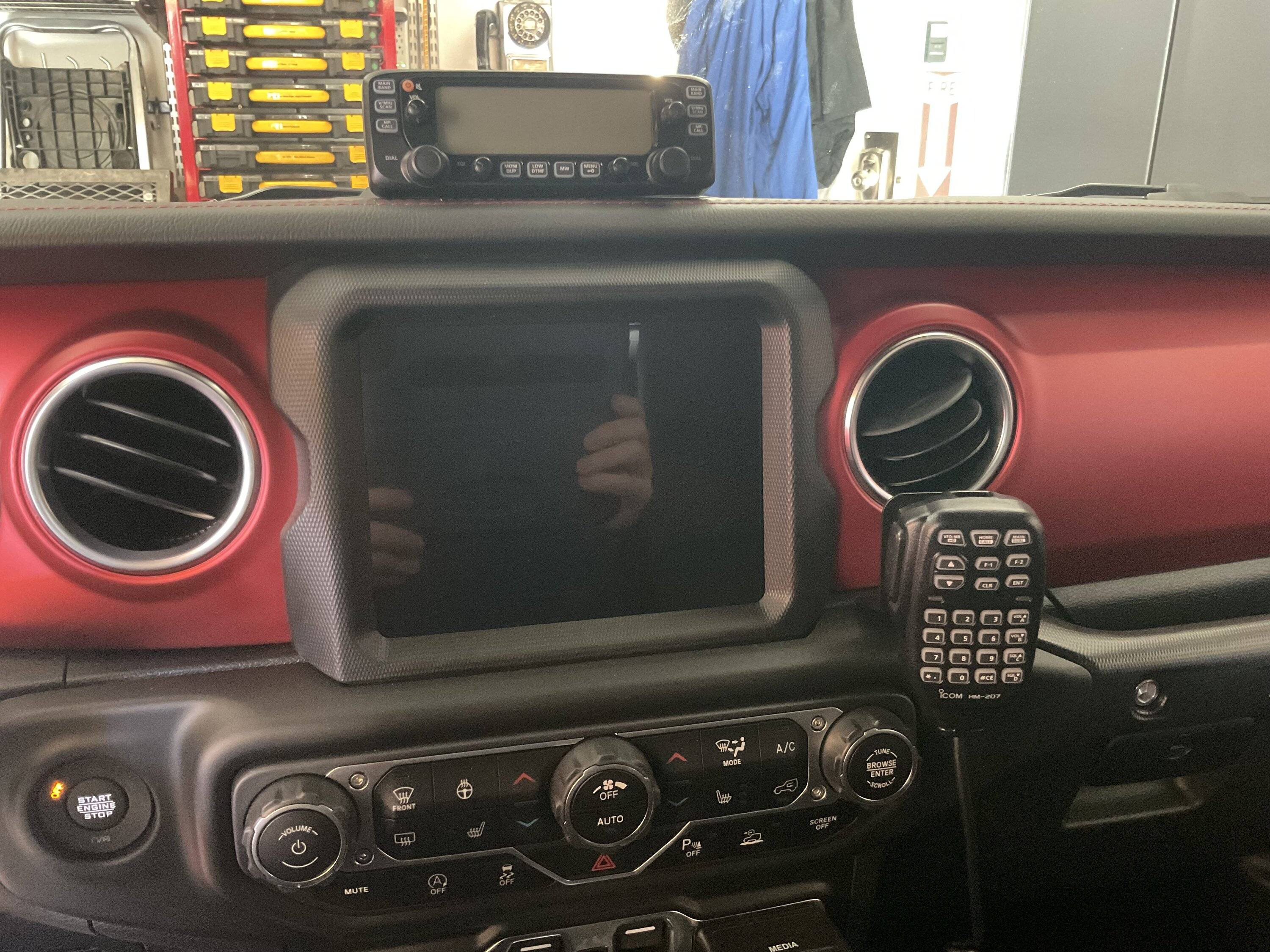 Jeep Wrangler JL My ICOM 2730a Radio Installed in 2023 JLU IMG_0810