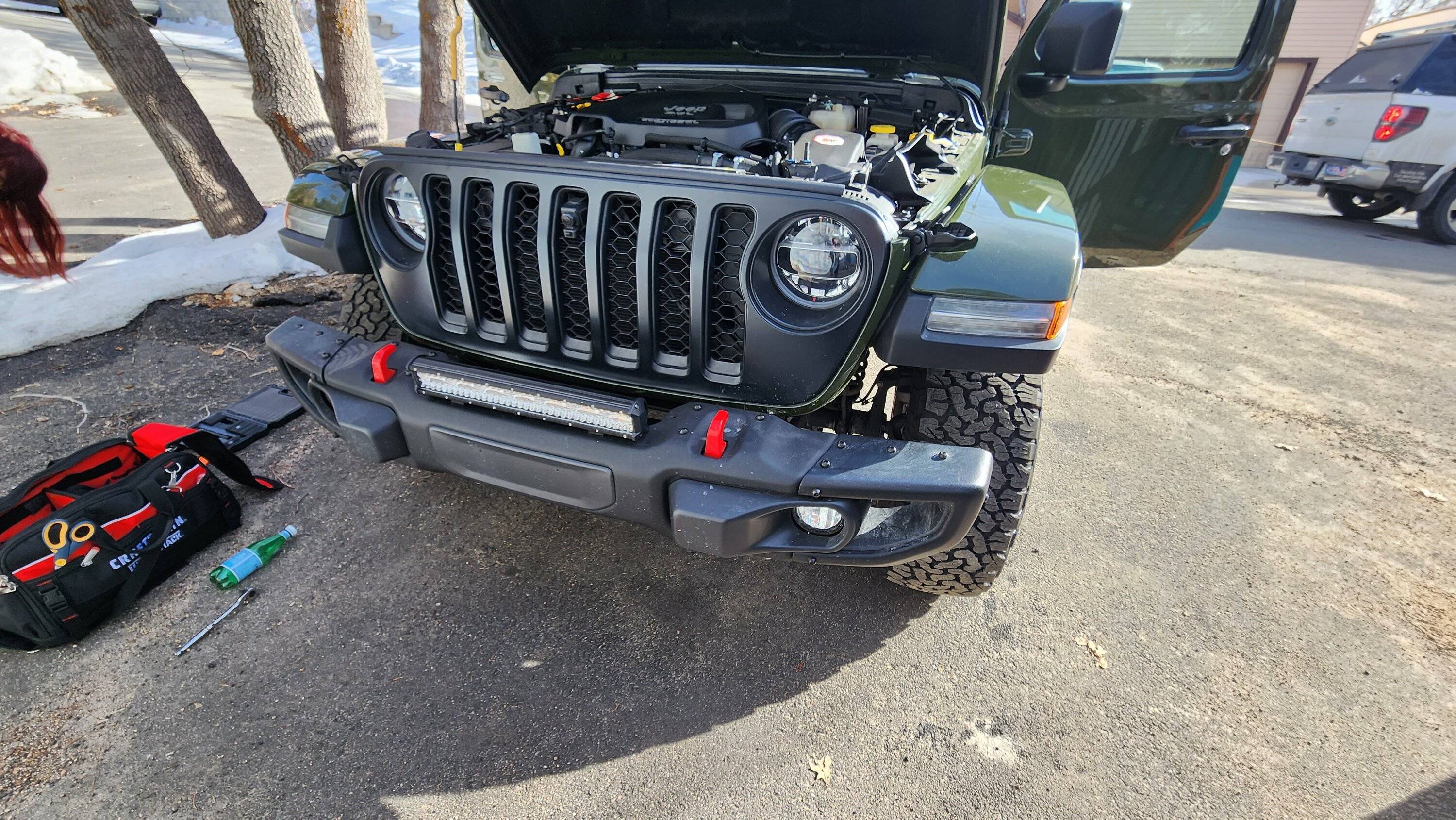 Jeep Wrangler JL Factory Front bumper under mount light bar 20230216_150418