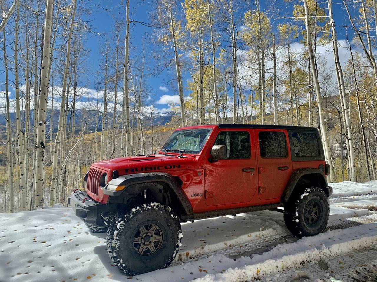 Jeep Wrangler JL Bronze Wheels on JL? E1C9D466-B840-4BF7-A89B-BE41D3EF6280