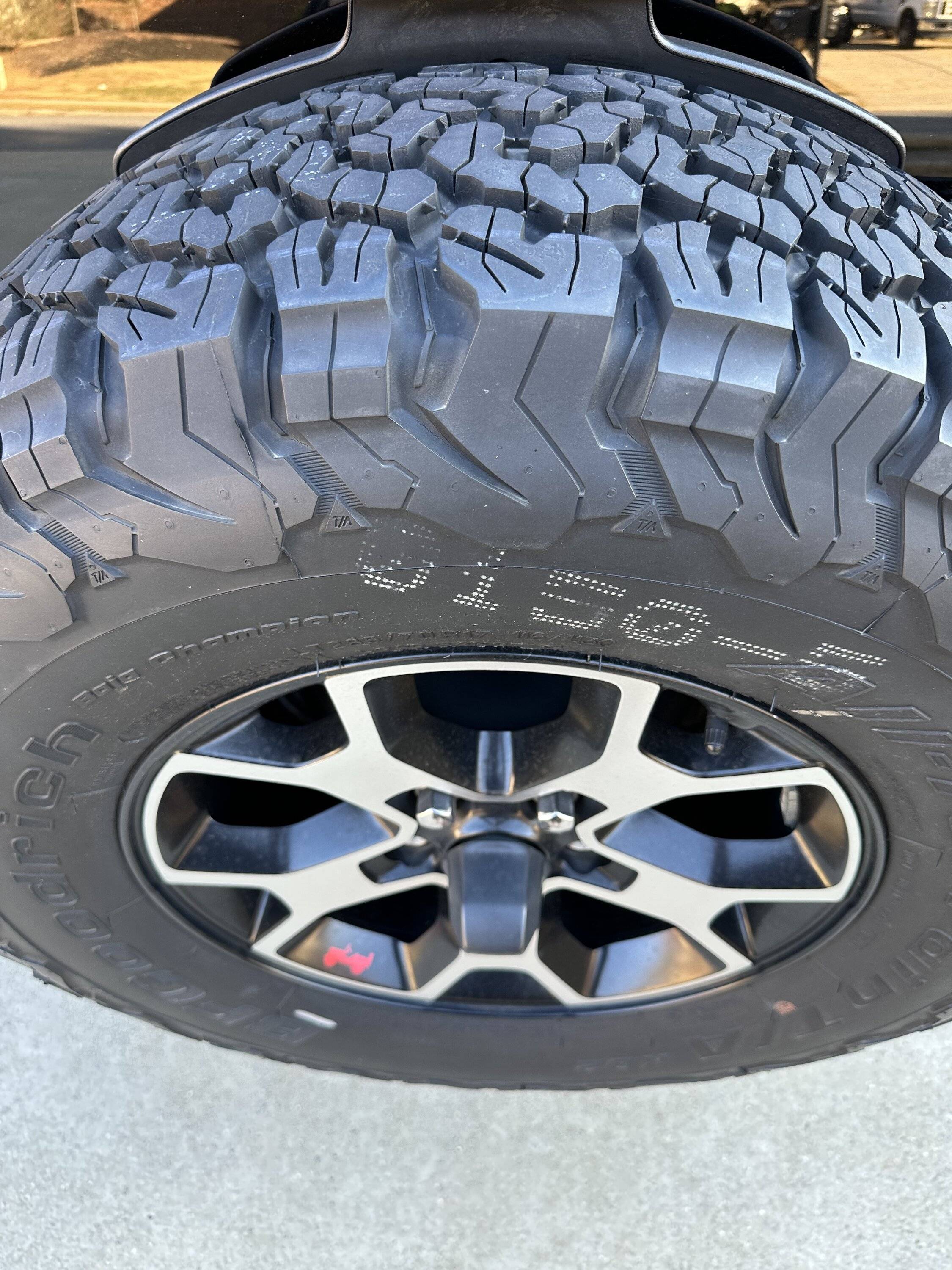 Jeep Wrangler JL 2020 Rubicon Wheels & Tires IMG_0967