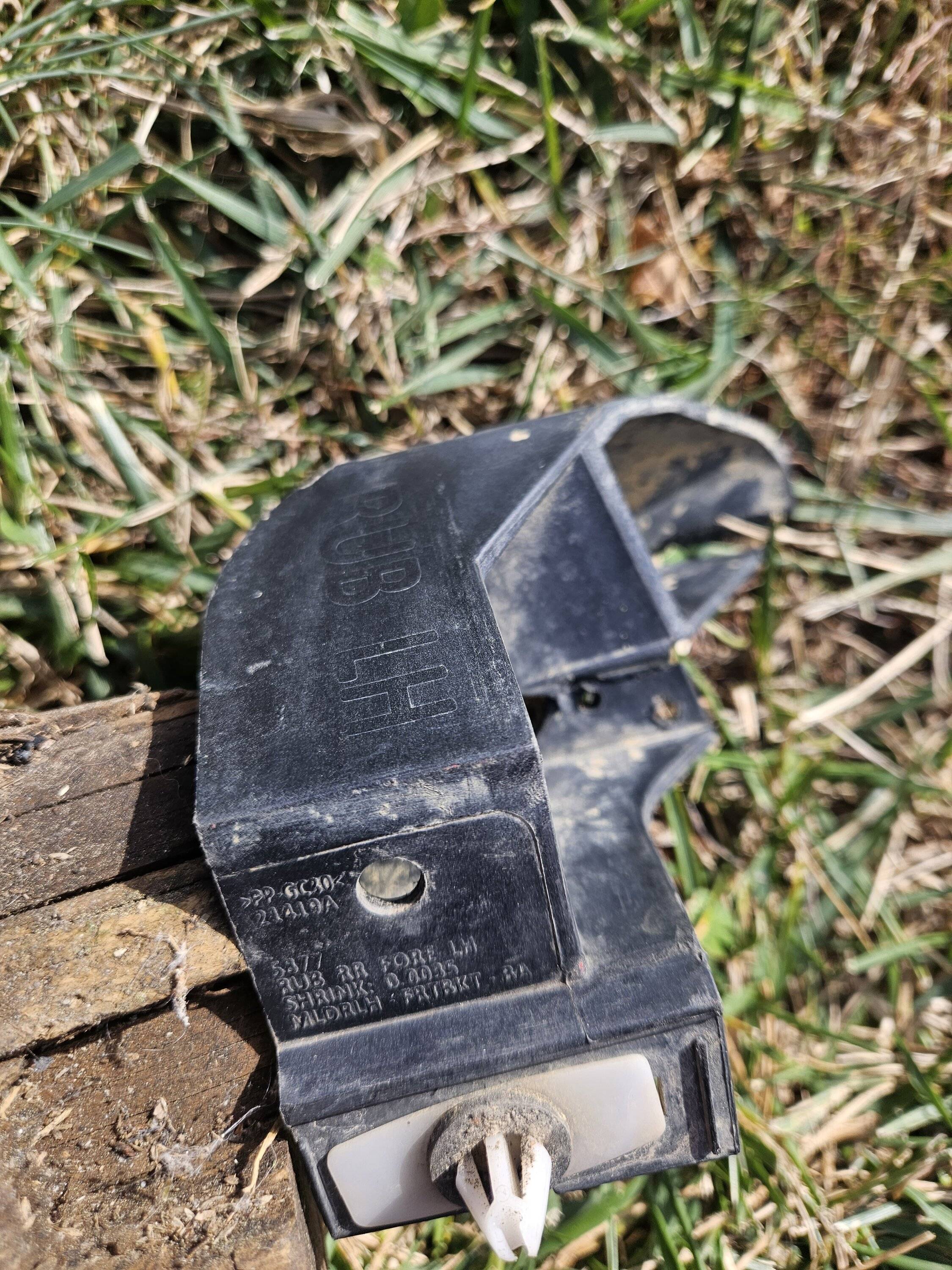 Jeep Wrangler JL Help finding part or part # 20231126_124635