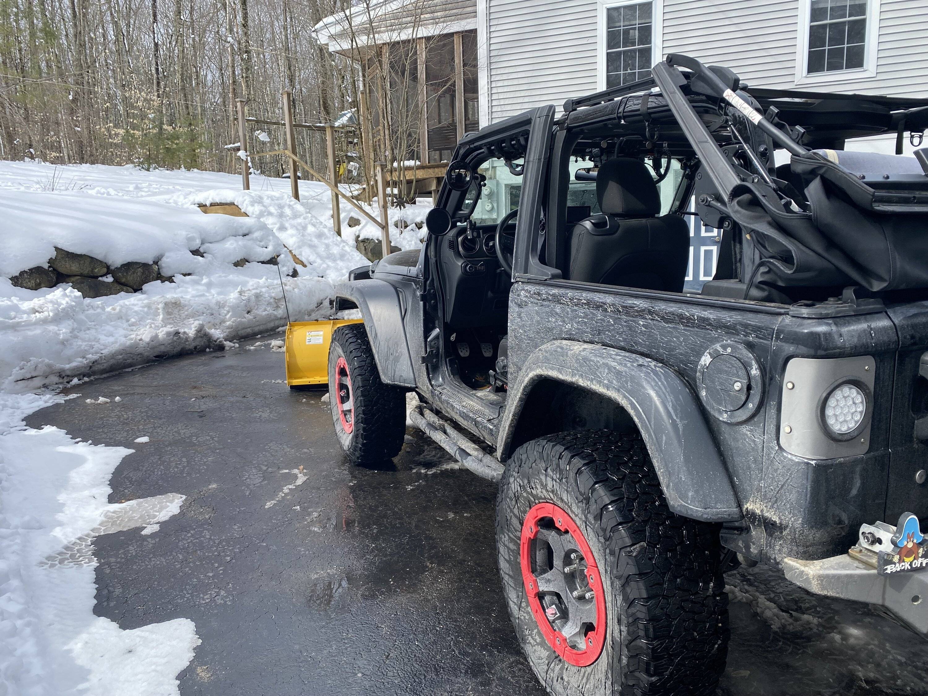 Jeep Wrangler JL Best JL taillight? IMG_2887