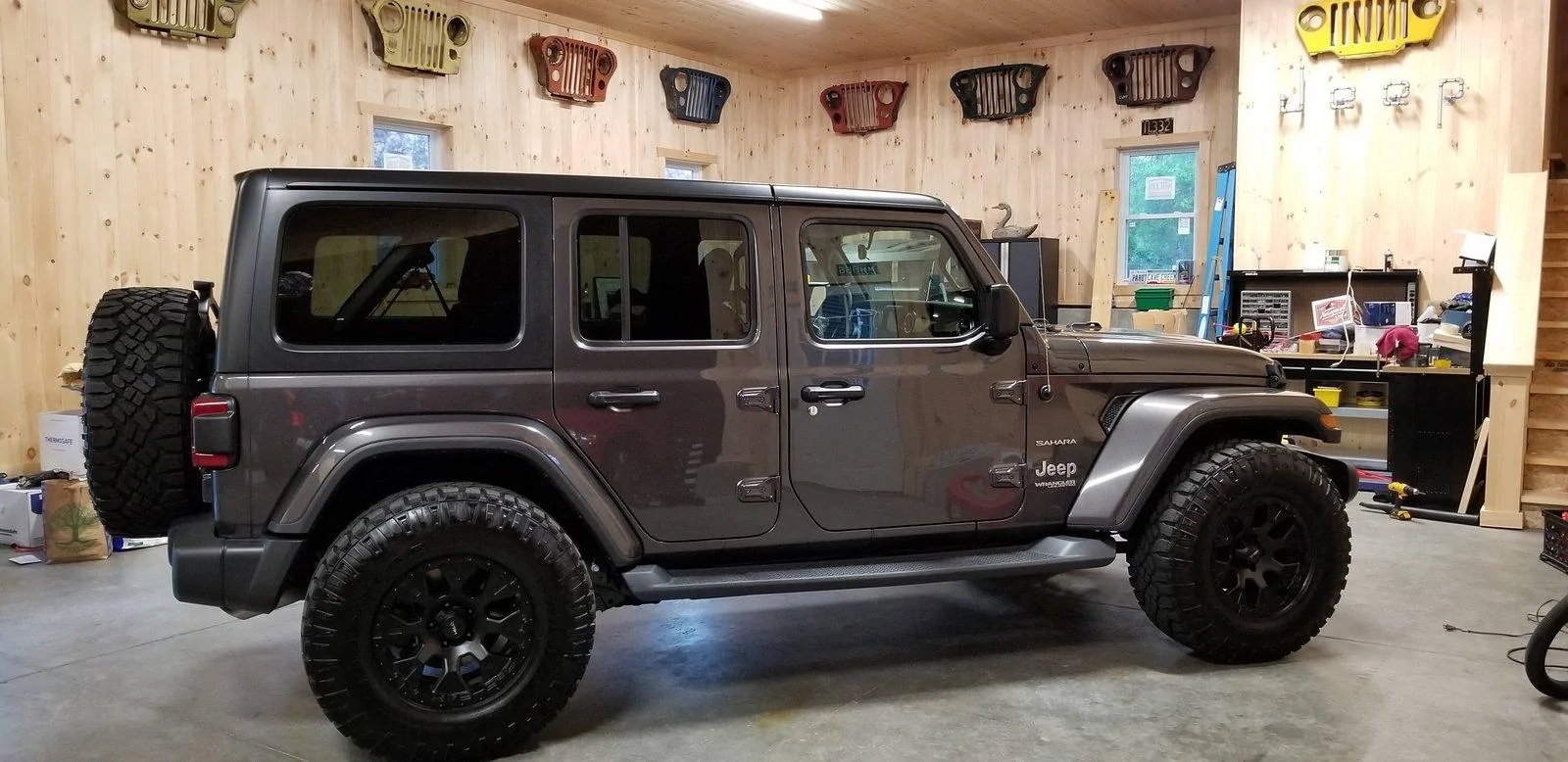 Jeep Wrangler JL Ordered the 35s and Fuel rims 20180521_193737