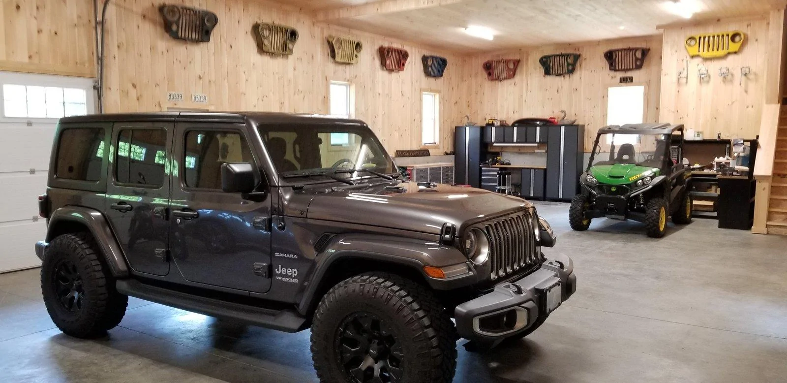 Jeep Wrangler JL Ordered the 35s and Fuel rims 20180828_120242