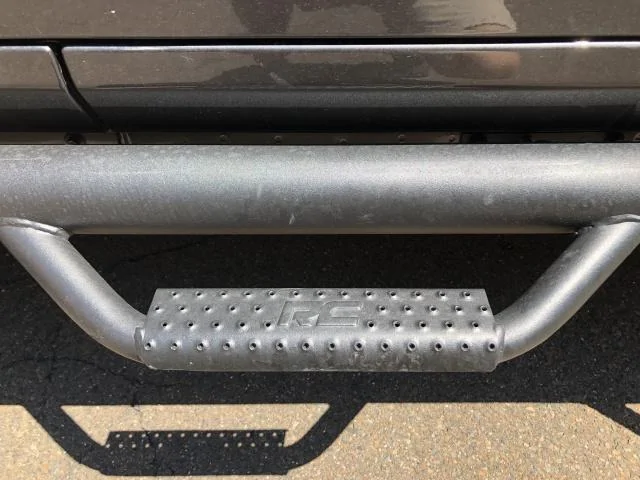 Jeep Wrangler JL Rough Country Nerf Steps Philly area 20rtqhs