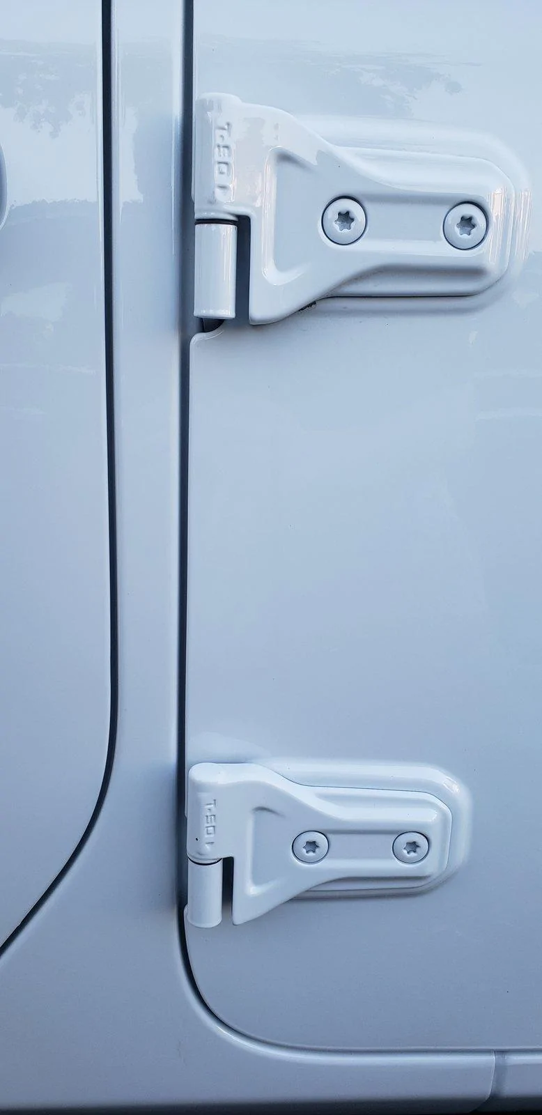 Jeep Wrangler JL Door hinge bushings 20180828_190616