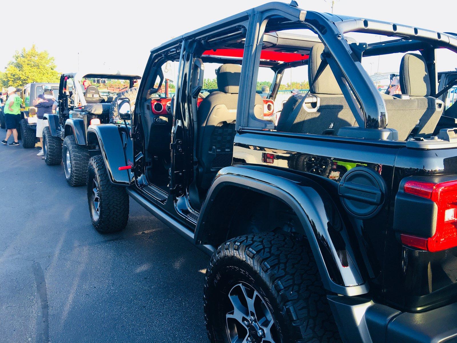 Jeep Wrangler JL Alien Sunshade Customer Showcase and Gallery 4A52A482-40A4-4CAE-9FBB-D26ABCD3DA86