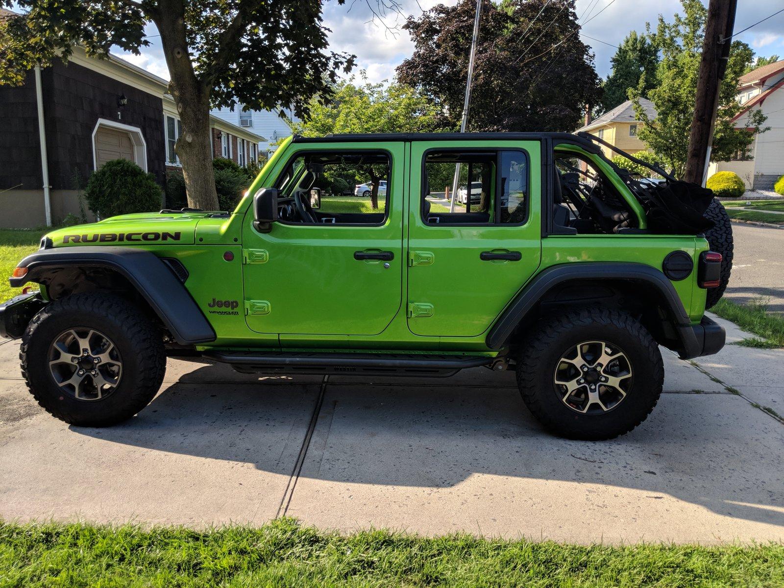Jeep Wrangler JL Black fenders or painted on Mojito rubicon? MVIMG_20180729_173248 (2)