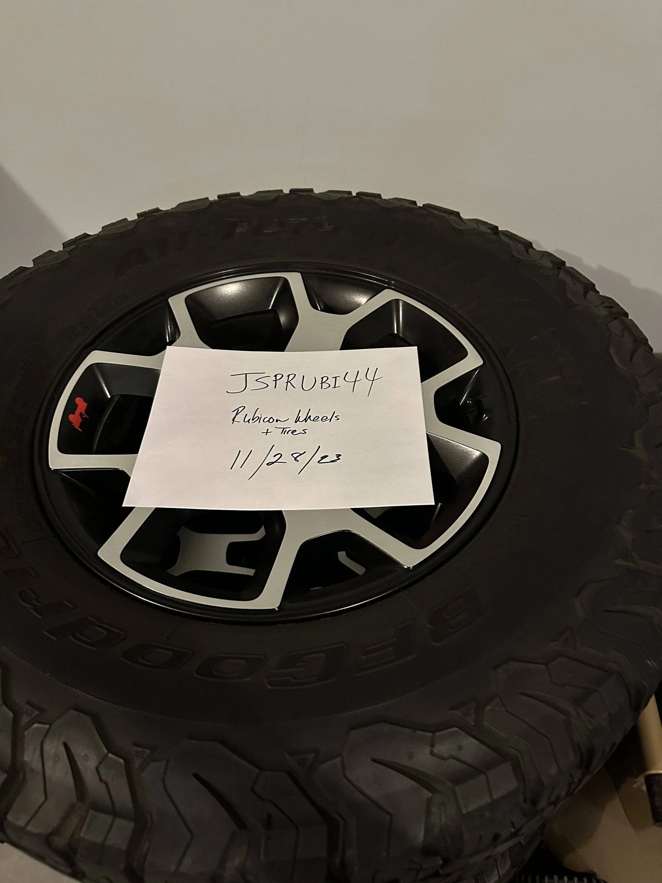 Jeep Wrangler JL 2020 Rubicon Wheels & Tires IMG_0996