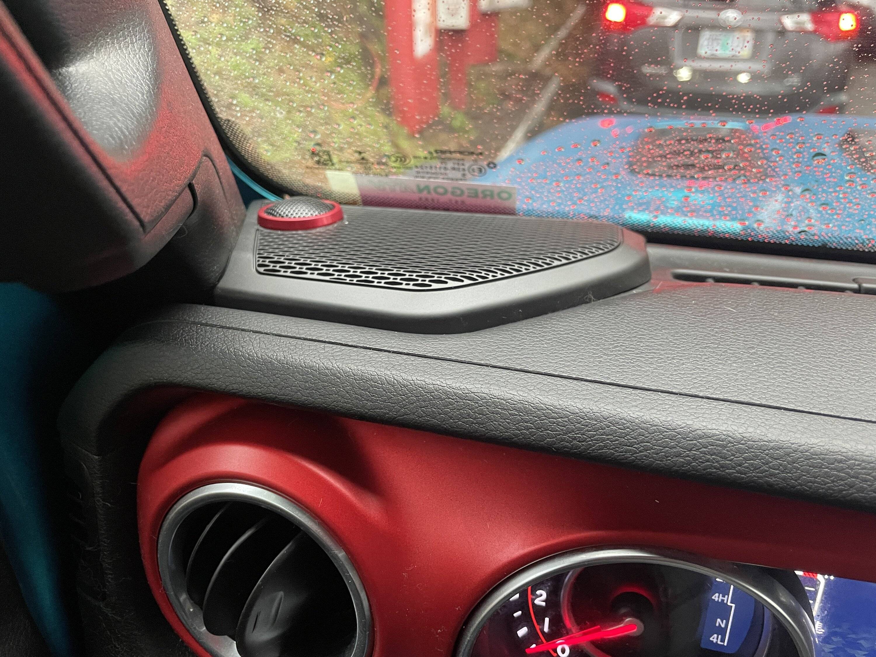 Jeep Wrangler JL Dash speakers. Tweeter vs 2 way speaker? IMG_5122