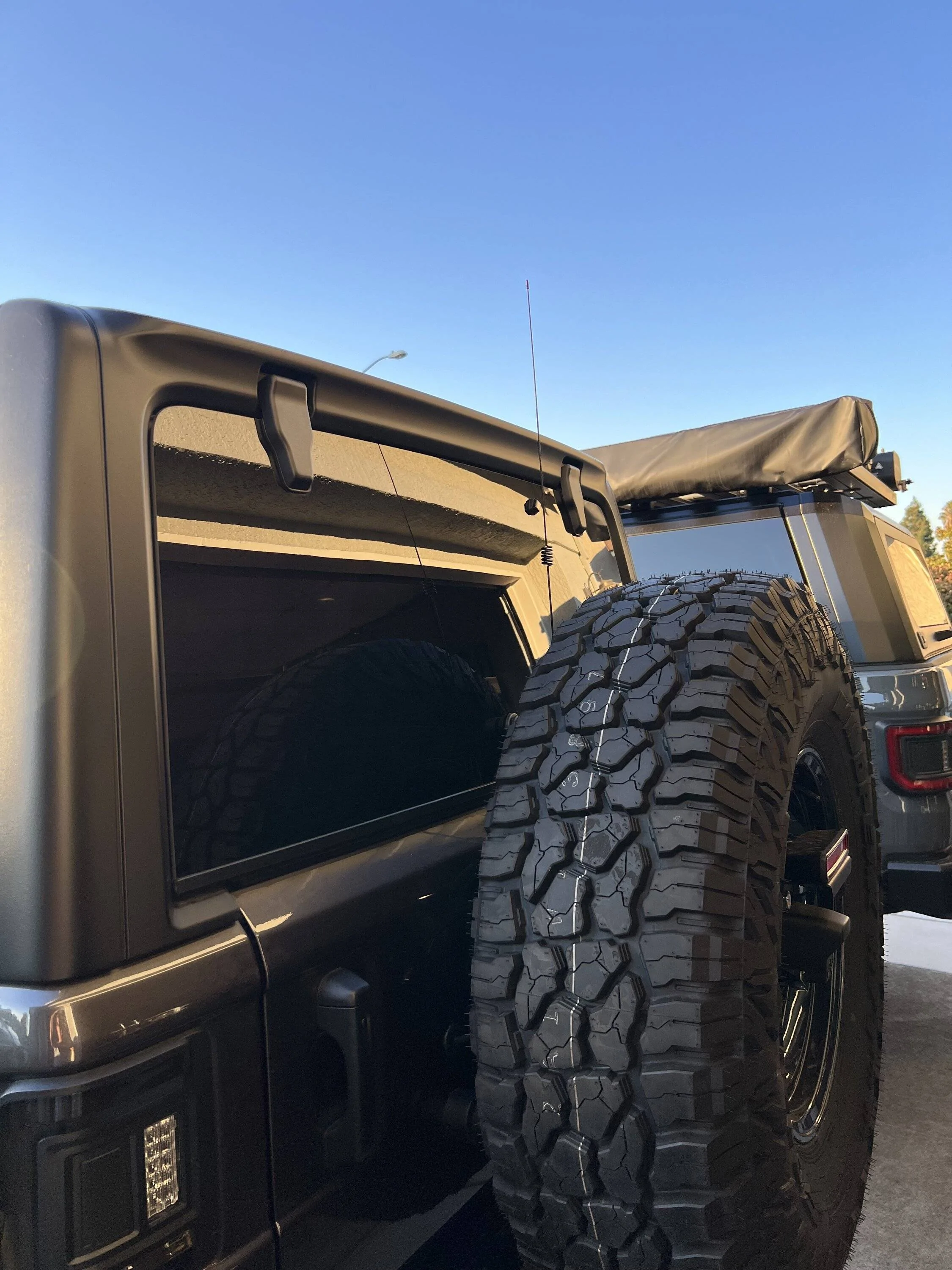 Jeep Wrangler JL DIY GMRS antenna mount IMG_6131