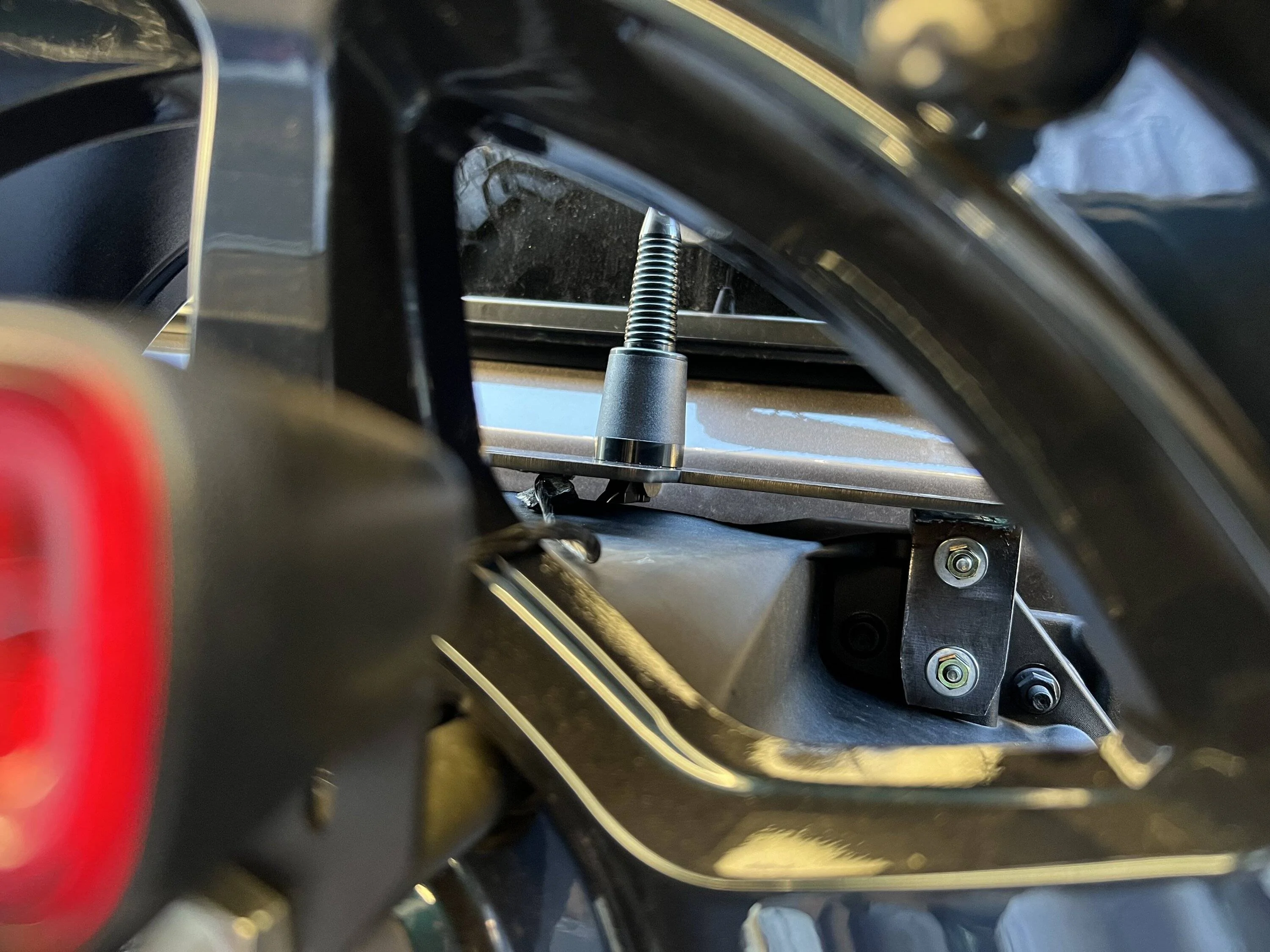 Jeep Wrangler JL DIY GMRS antenna mount IMG_6132