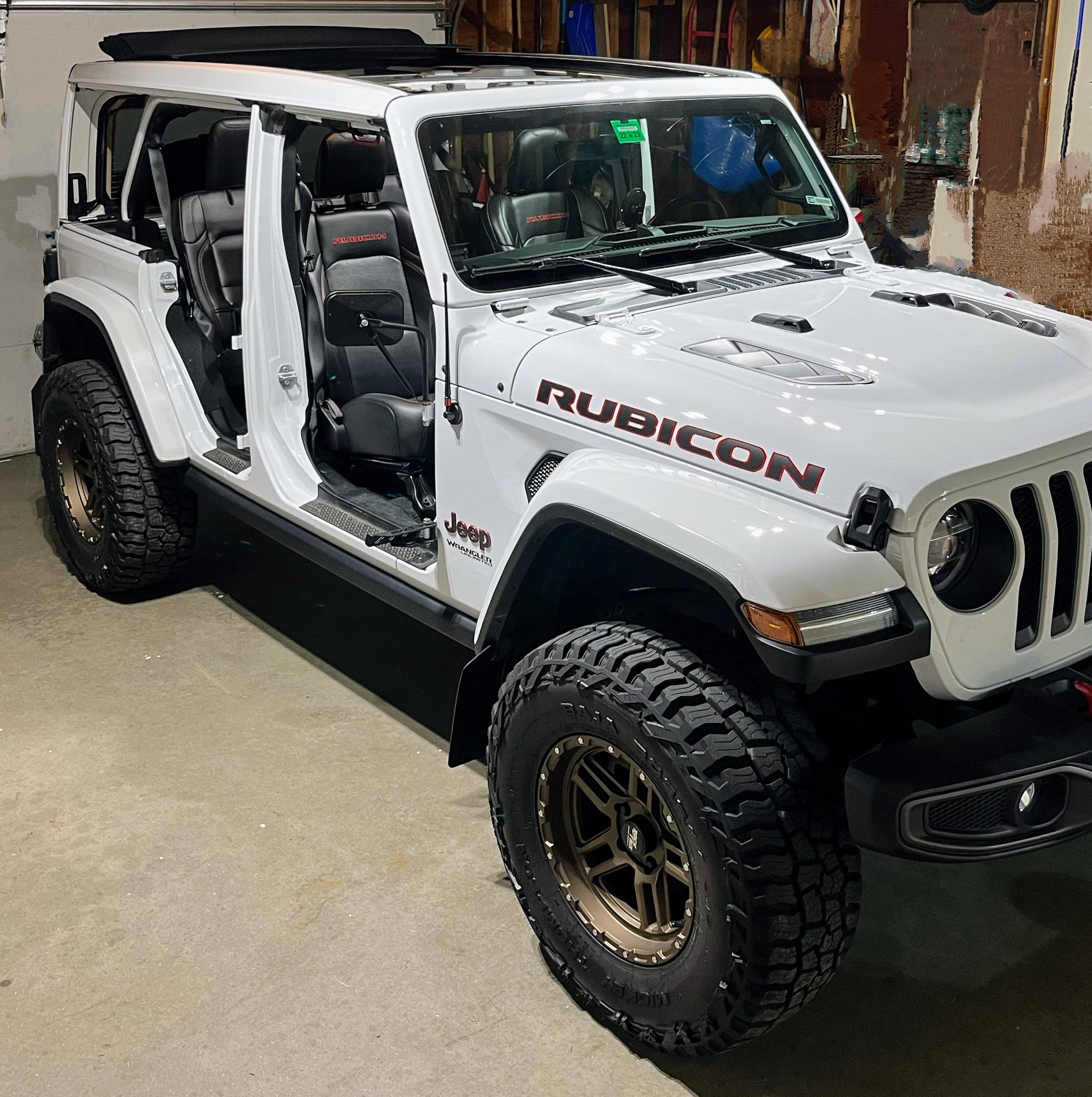 Jeep Wrangler JL Sky One-Touch questions IMG_3085 Copy